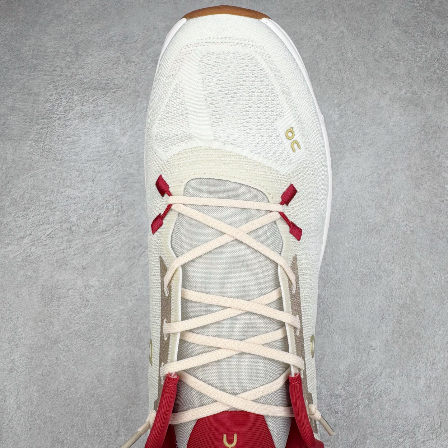 图片[4]-On Cloudmonster 2 昂跑减震生活休闲鞋 此运动品牌 开创于2010年 缓震着陆、强效回弹、轻柔质感的设计构思始终是ON研制关键 与此同时基于“为全球提供革新性的跑步感受”信念 陆续推出了多款跑鞋及其以专业运动人体跑步工程学为设计关键的功能性跑步服饰设备 让跑者不费力气地畅快畅跑 尺码：36 36.5 37.5 38 38.5 39 40 40.5 41 42 42.5 43 44 44.5 45-选品中心