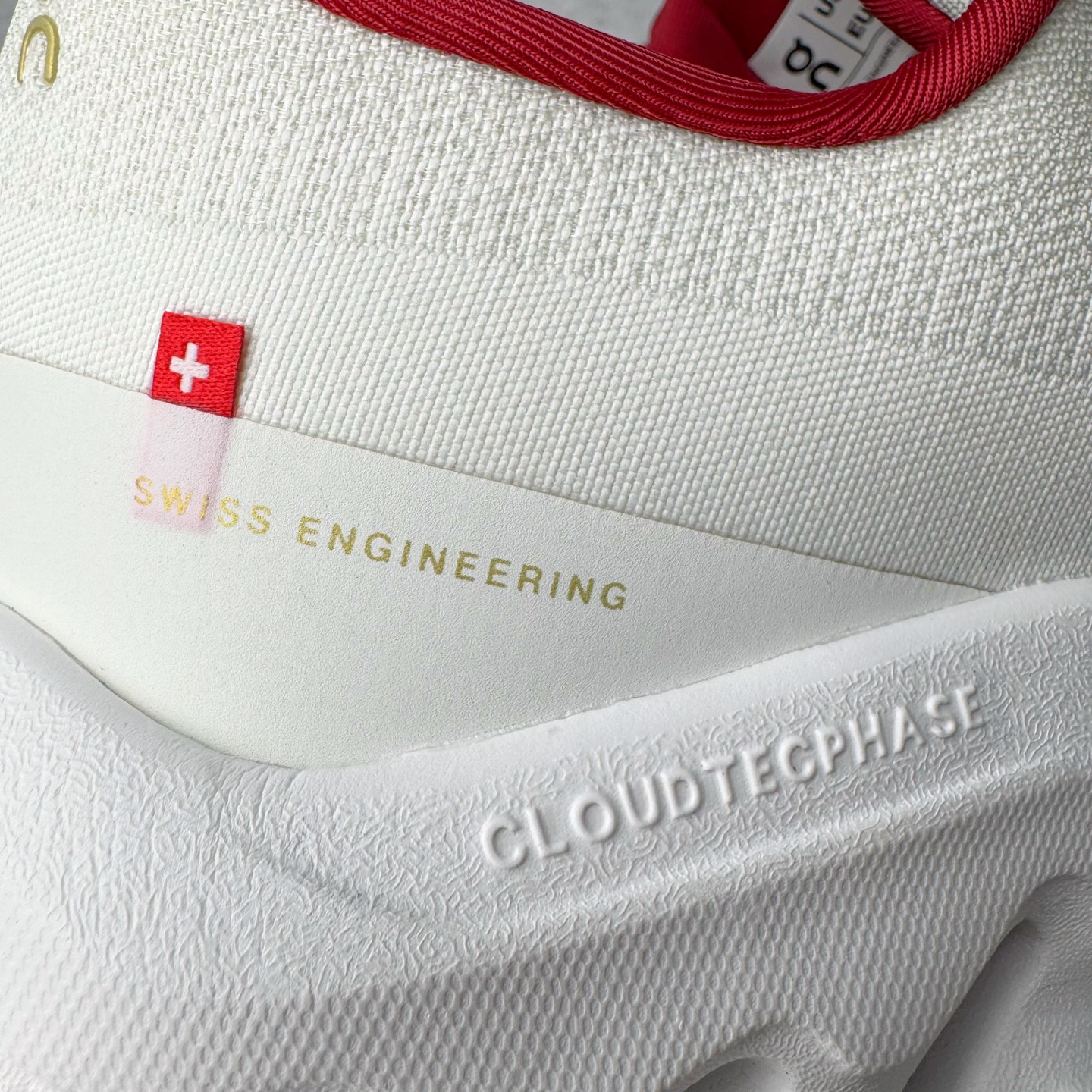 图片[16]-On Cloudmonster 2 昂跑减震生活休闲鞋 此运动品牌 开创于2010年 缓震着陆、强效回弹、轻柔质感的设计构思始终是ON研制关键 与此同时基于“为全球提供革新性的跑步感受”信念 陆续推出了多款跑鞋及其以专业运动人体跑步工程学为设计关键的功能性跑步服饰设备 让跑者不费力气地畅快畅跑 尺码：36 36.5 37.5 38 38.5 39 40 40.5 41 42 42.5 43 44 44.5 45-选品中心