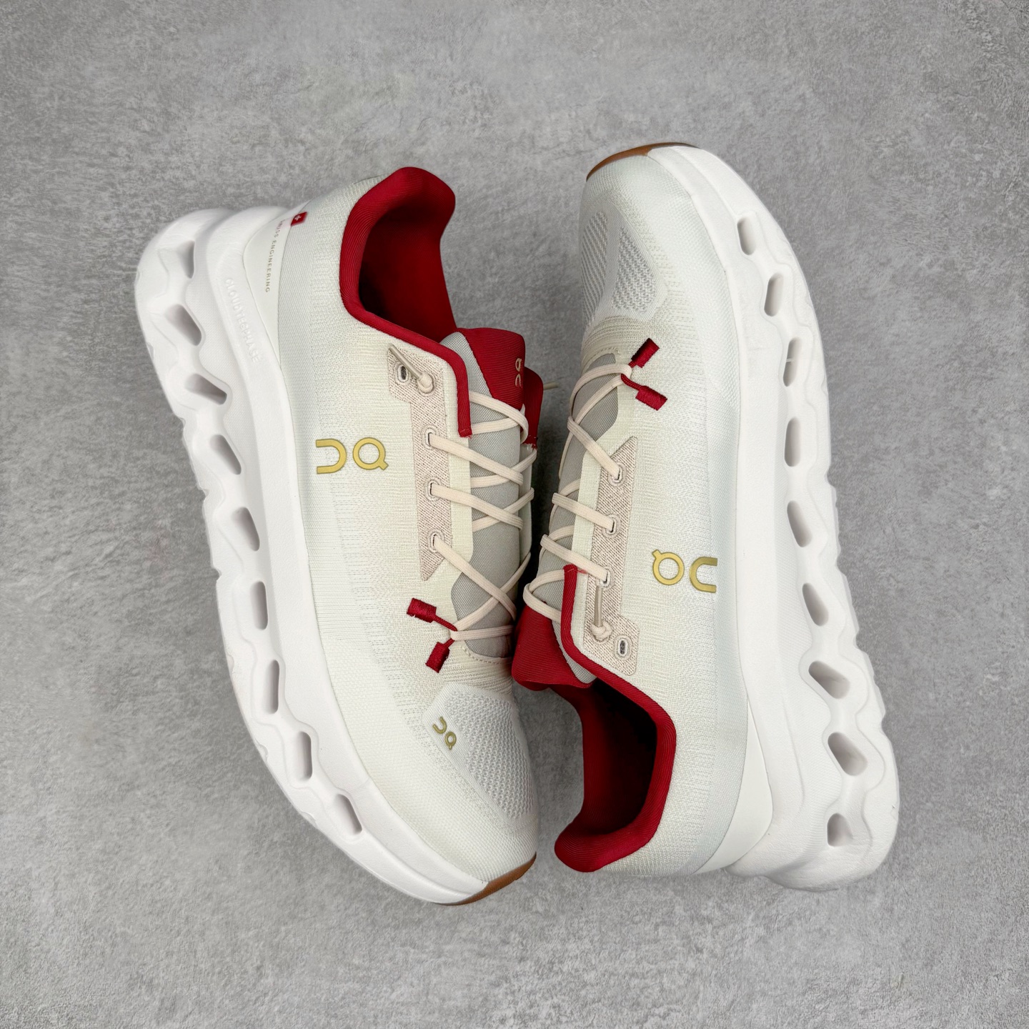 图片[3]-On Cloudmonster 2 昂跑减震生活休闲鞋 此运动品牌 开创于2010年 缓震着陆、强效回弹、轻柔质感的设计构思始终是ON研制关键 与此同时基于“为全球提供革新性的跑步感受”信念 陆续推出了多款跑鞋及其以专业运动人体跑步工程学为设计关键的功能性跑步服饰设备 让跑者不费力气地畅快畅跑 尺码：36 36.5 37.5 38 38.5 39 40 40.5 41 42 42.5 43 44 44.5 45-选品中心