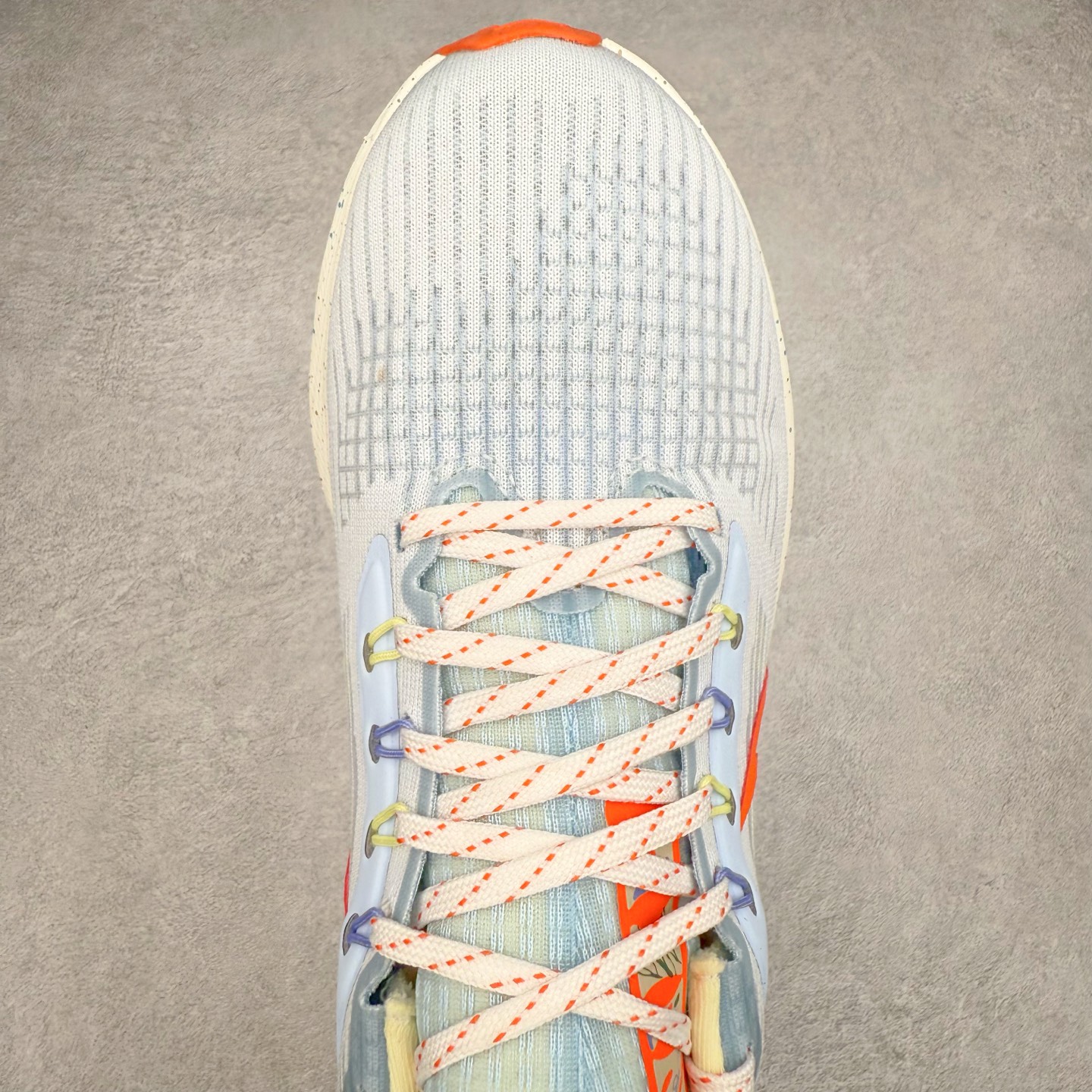 图片[4]-＃TG纯原 NK Zoom Pegasus 飞马39代马拉松系列网面透气缓震疾速跑鞋 独家渠道 市面未流通批次 奥莱直播间499 599一样的东西 碾压市面现存所有版本 公司一样的东西 超值回馈 帮你省钱 拥有 Zoom Air 一如既往的稳定感和流畅感 鞋面采用工程网眼设计 为特定高热区域营造出色透气性 进一步增加鞋面的穿孔数量 让足部能够快速散热 中足搭配 Flywire 飞线 在高速运动时营造舒适稳定的贴合感 内置Zoon气垫加持 动力十足 尺码：36 36.5 37.5 38 38.5 39 40 40.5 41 42 42.5 43 44 44.5 45-选品中心