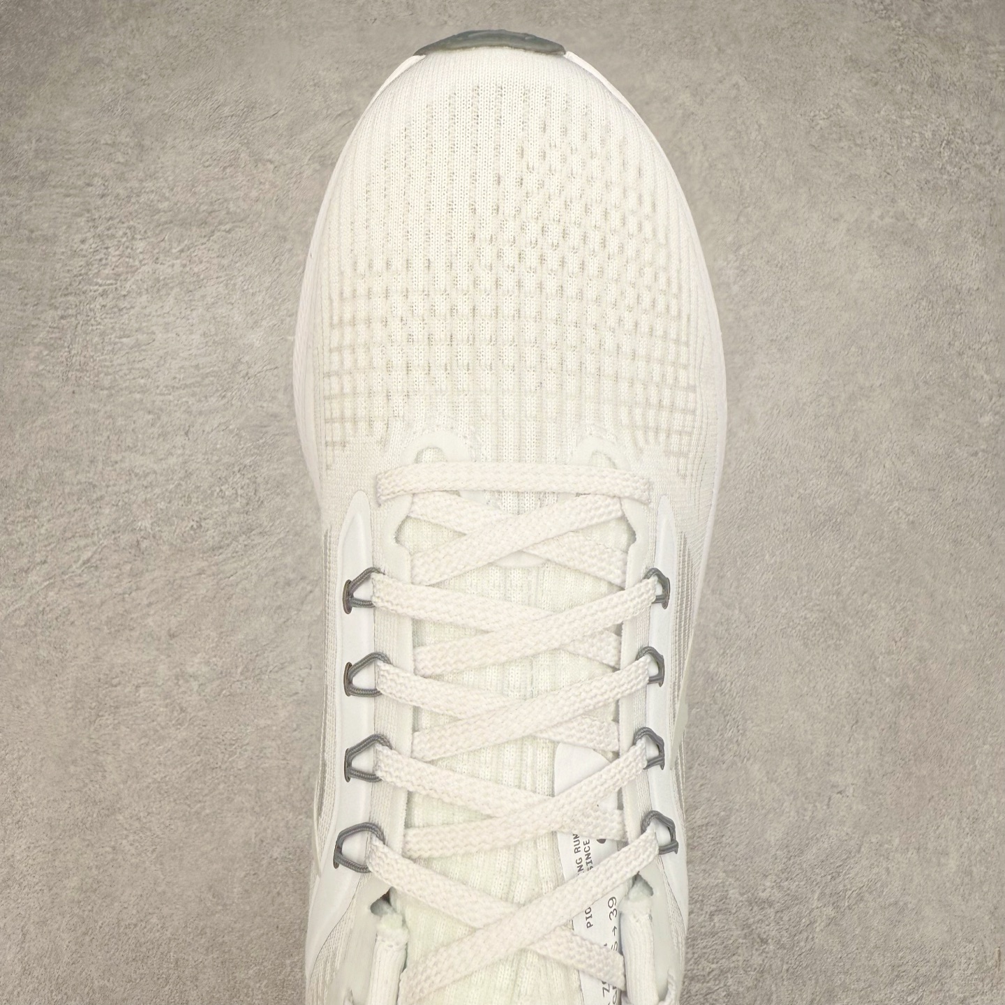 图片[4]-＃TG纯原 NK Zoom Pegasus 飞马39代马拉松系列网面透气缓震疾速跑鞋 独家渠道 市面未流通批次 奥莱直播间499 599一样的东西 碾压市面现存所有版本 公司一样的东西 超值回馈 帮你省钱 拥有 Zoom Air 一如既往的稳定感和流畅感 鞋面采用工程网眼设计 为特定高热区域营造出色透气性 进一步增加鞋面的穿孔数量 让足部能够快速散热 中足搭配 Flywire 飞线 在高速运动时营造舒适稳定的贴合感 内置Zoon气垫加持 动力十足 尺码：36 36.5 37.5 38 38.5 39 40 40.5 41 42 42.5 43 44 44.5 45-选品中心