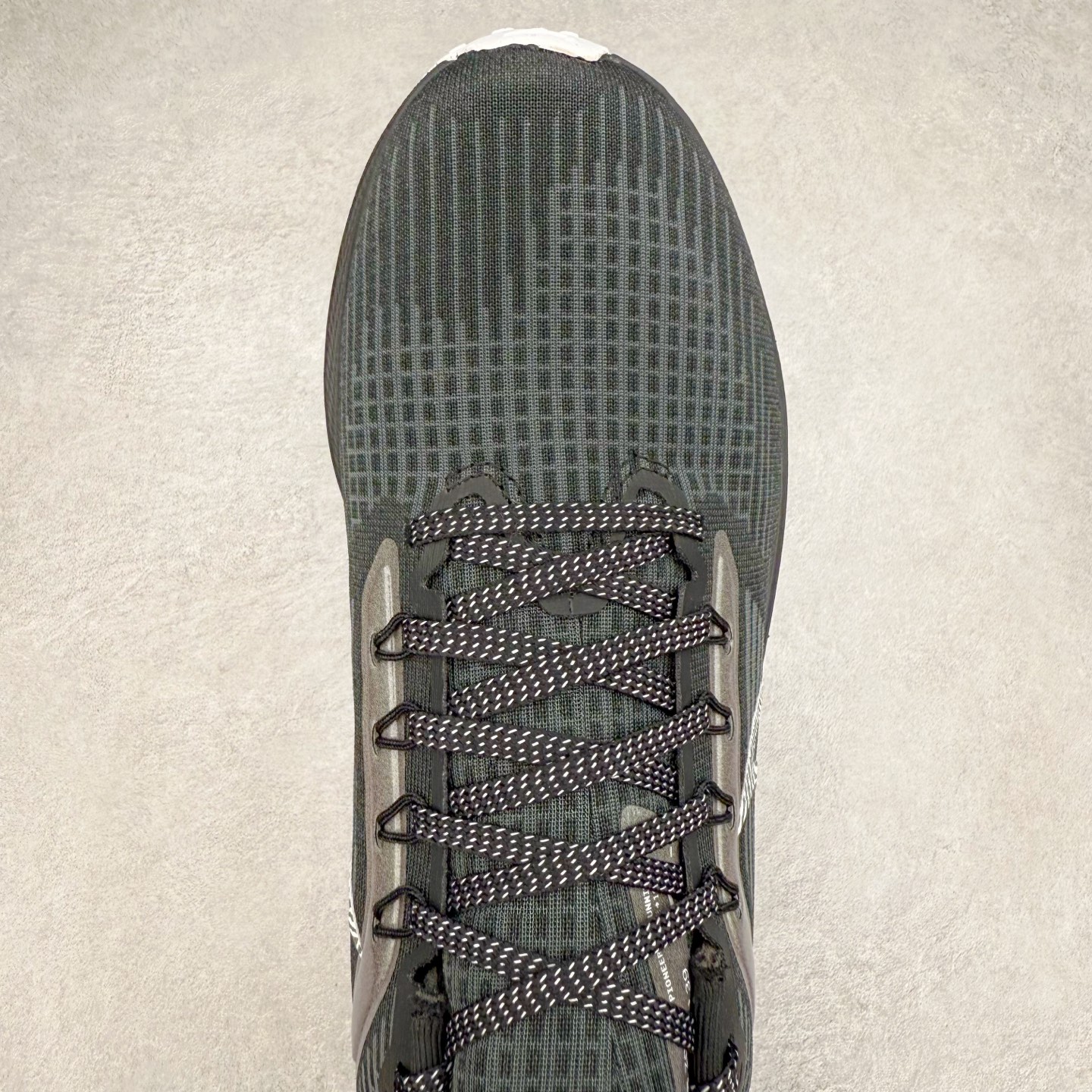 图片[4]-＃TG纯原 NK Zoom Pegasus 飞马39代马拉松系列网面透气缓震疾速跑鞋 独家渠道 市面未流通批次 奥莱直播间499 599一样的东西 碾压市面现存所有版本 公司一样的东西 超值回馈 帮你省钱 拥有 Zoom Air 一如既往的稳定感和流畅感 鞋面采用工程网眼设计 为特定高热区域营造出色透气性 进一步增加鞋面的穿孔数量 让足部能够快速散热 中足搭配 Flywire 飞线 在高速运动时营造舒适稳定的贴合感 内置Zoon气垫加持 动力十足 尺码：36 36.5 37.5 38 38.5 39 40 40.5 41 42 42.5 43 44 44.5 45-选品中心