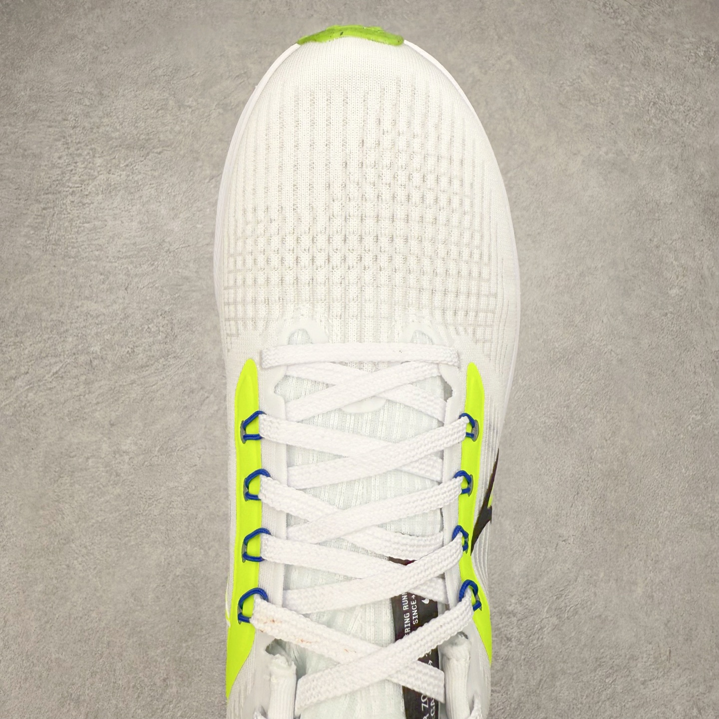 图片[4]-＃TG纯原 NK Zoom Pegasus 飞马39代马拉松系列网面透气缓震疾速跑鞋 独家渠道 市面未流通批次 奥莱直播间499 599一样的东西 碾压市面现存所有版本 公司一样的东西 超值回馈 帮你省钱 拥有 Zoom Air 一如既往的稳定感和流畅感 鞋面采用工程网眼设计 为特定高热区域营造出色透气性 进一步增加鞋面的穿孔数量 让足部能够快速散热 中足搭配 Flywire 飞线 在高速运动时营造舒适稳定的贴合感 内置Zoon气垫加持 动力十足 尺码：36 36.5 37.5 38 38.5 39 40 40.5 41 42 42.5 43 44 44.5 45-选品中心