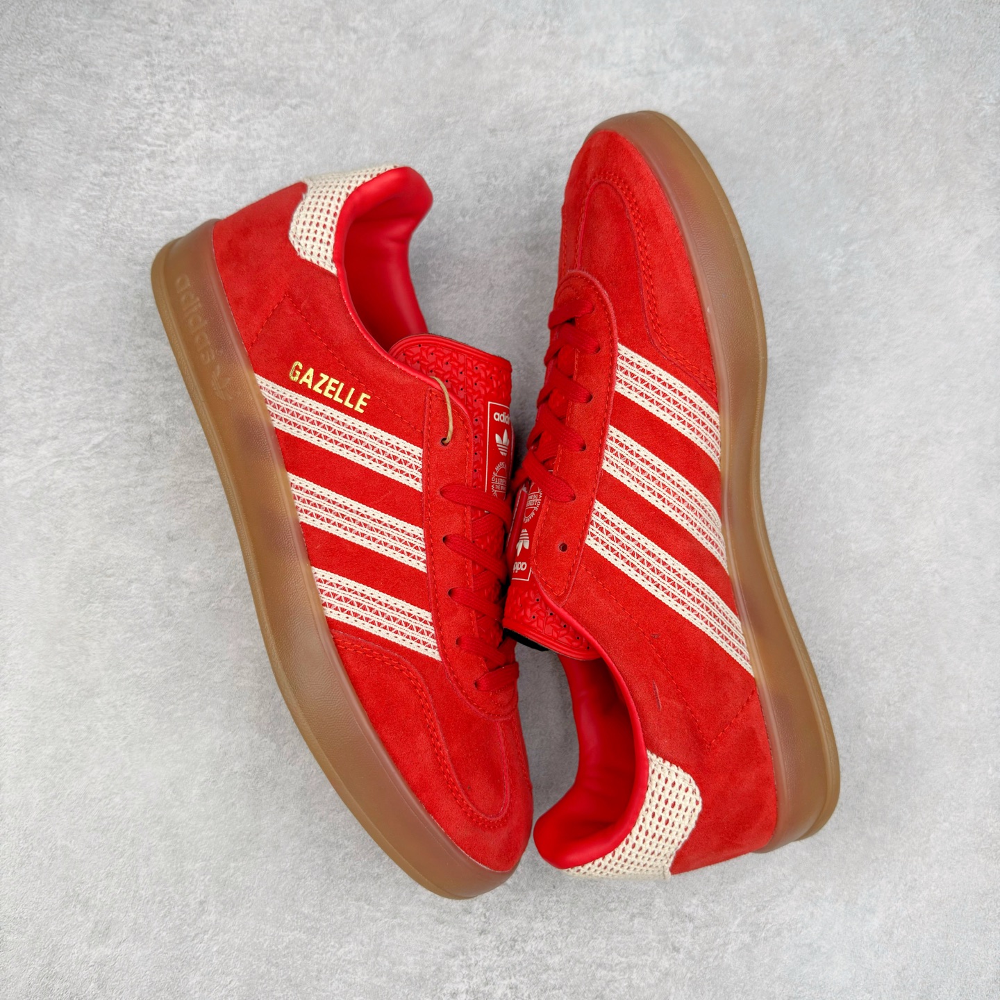 图片[3]-AD Gazelle Indoor Trainers 羚羊内训系列低帮复古百搭休闲运动德训风板鞋 JI2756 90年代经典的复刻版！自60年代以足球训练鞋面世以来,Gazelle就以其经典设计席卷全球。1991年版本的复刻,再造经典Gazelle。采用皮革打造,搭配浊色细节,让这款经典更加简约。尺码：36 36⅔ 37⅓ 38 38⅔ 39⅓ 40 40⅔ 41⅓ 42 42⅔ 43⅓ 44⅓ 44⅔ 45-选品中心