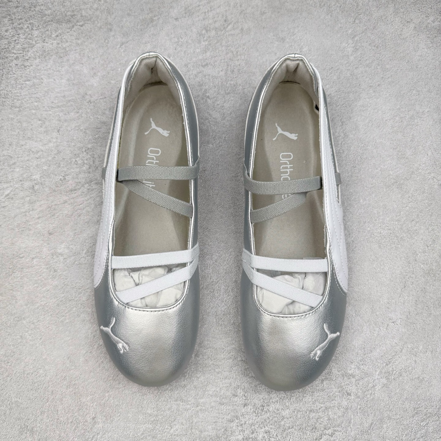 图片[2]-＃S2 PUMA Speedcat Ballerina 彪马柔软舒适防滑耐磨低帮生活休闲鞋芭蕾舞鞋单鞋玛丽珍鞋 这次，PUMA决定再对Speedcat来一次创新，以芭蕾舞鞋为灵感，将芭蕾舞鞋的灵动与轻盈感与赛车鞋融为一体，带来极具个性的全新鞋款Speedcat Ballerina。Speedcat Ballerina由Speedcat去除鞋舌、鞋带以及部分鞋侧位打造而成，鞋带部分被改为如同芭蕾鞋般的交叉弹性带，PUMA的标志依旧设计于鞋侧旁，整个鞋款外观变得更加优雅。Speedcat Ballerina 还汲取了赛车鞋的抓地设计，配备经典橡胶大底。尺码：36 37 37.5 38 38.5 39 40-选品中心