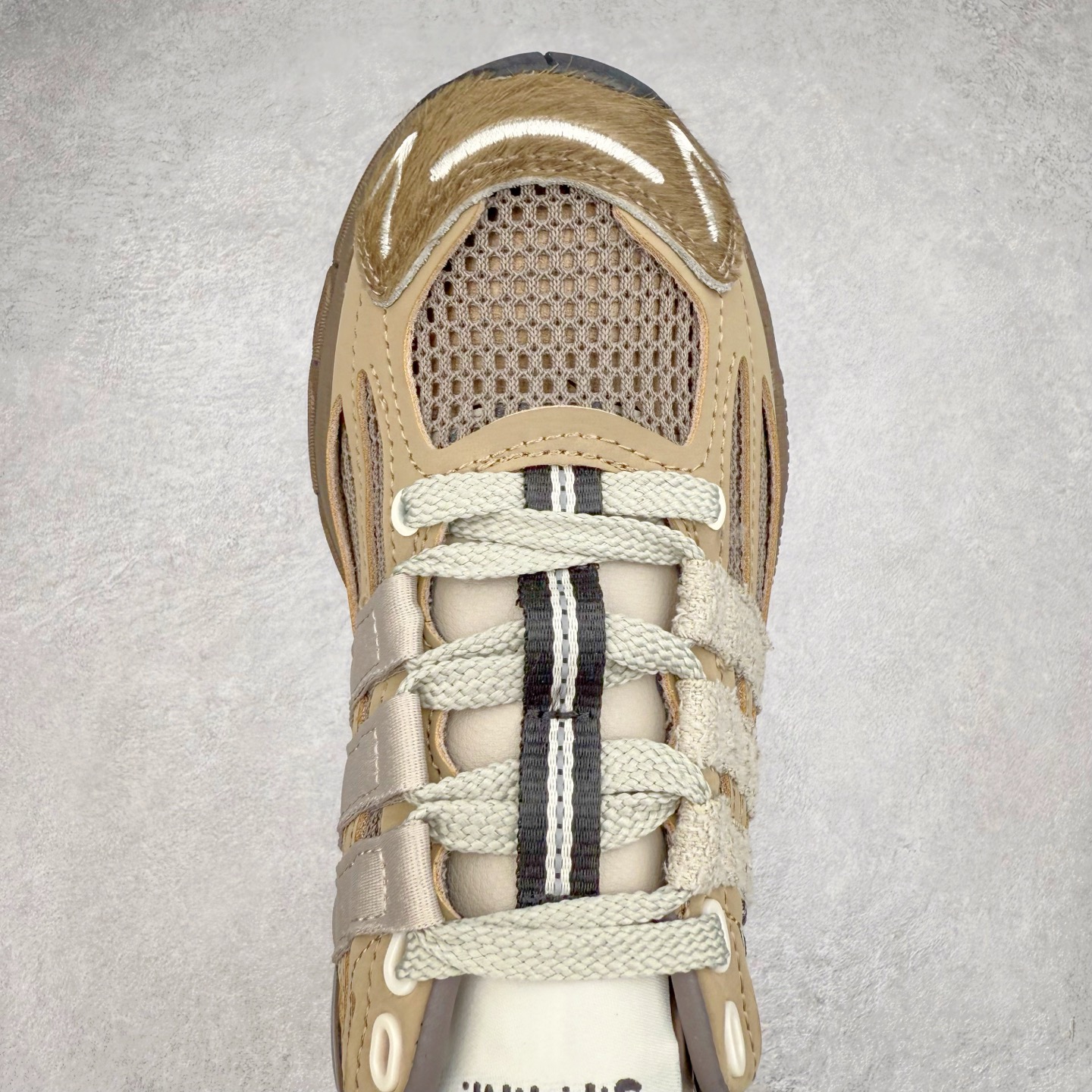 图片[4]-SFTM x AD Originals ADISTAR CUSHION 联名复古舒适防滑耐磨低帮生活休闲鞋 JR8044 实拍调校N版已经零色差零失真 百分百还原实物色彩所见即所得 不存在货不对板色差等低级问题 选购参考实物拍摄 不混卖不参货 只用心做好货严格选品 承诺混一赔十 尺码：36 36.5 37.5 38 38.5 39 40 40.5 41 42 42.5 43 44 44.5 45-选品中心