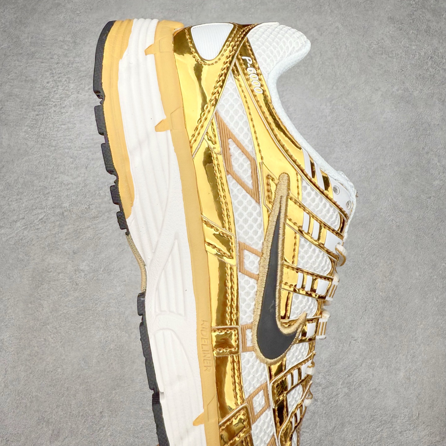 图片[6]-＃A1 NK P-6000 系列低帮复古老爹风休闲运动舒适慢跑鞋 IF1787-100 购入原鞋原装纸板楦头开发 独家私模四层组合大底 市场唯一正确版本 良心定价 新配色陆续出货 进口三文治网面 融合 Pegasus 过往运动鞋设计 助力 21 世纪早期跑步运动跃升时尚新高度 采用透气网眼布、运动风格线条和耐穿覆面 兼具吸睛外观和舒适感受 中底泡绵以田径赛道为灵感 打造厚实设计 缔造出众缓震性能 尺码：36 36.5 37.5 38 38.5 39 40 40.5 41 42 42.5 43 44 44.5 45 46-选品中心