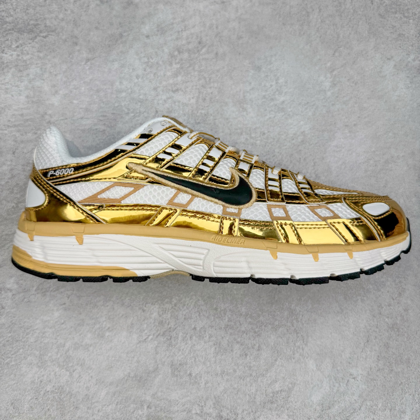 ＃A1 NK P-6000 系列低帮复古老爹风休闲运动舒适慢跑鞋 IF1787-100 购入原鞋原装纸板楦头开发 独家私模四层组合大底 市场唯一正确版本 良心定价 新配色陆续出货 进口三文治网面 融合 Pegasus 过往运动鞋设计 助力 21 世纪早期跑步运动跃升时尚新高度 采用透气网眼布、运动风格线条和耐穿覆面 兼具吸睛外观和舒适感受 中底泡绵以田径赛道为灵感 打造厚实设计 缔造出众缓震性能 尺码：36 36.5 37.5 38 38.5 39 40 40.5 41 42 42.5 43 44 44.5 45 46-选品中心