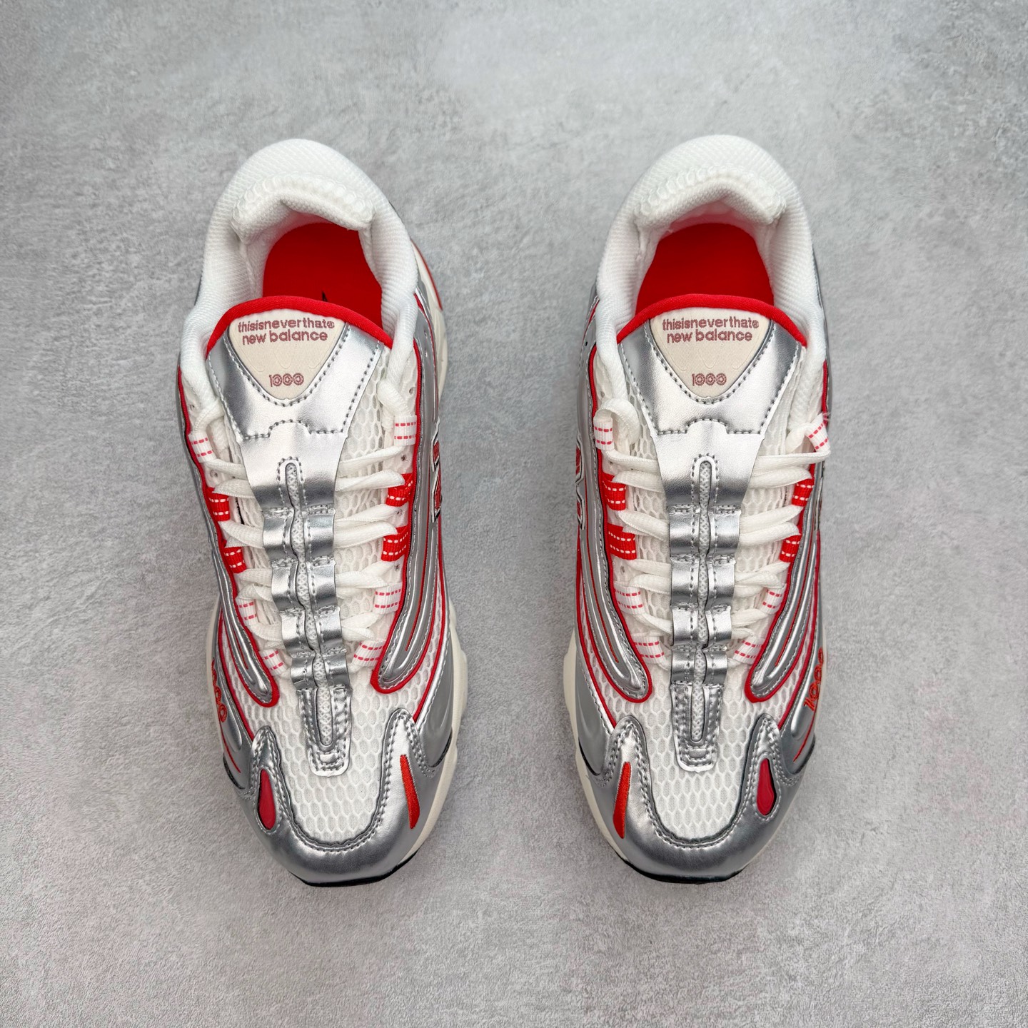 图片[2]-New Balance M1000 NB系列低帮复古老爹风休闲运动慢跑鞋 据悉，New Balance的复古鞋型M1000系列将在2024年正式回归。而自家美产创意总监Teddy Santis的AIMÉ LEON DORE也将率先推出联名1000撑撑场子，鞋款预计将在今年正式发布。New Balance1000系列作为NB最高端的鞋型，诞生于1999年，一度成为当年的热门鞋型，神似Nike Air Max95，现在看来也是一双符合潮流趋势的复古老爹鞋型。此番Teddy Santis亲自操刀，将丰富的配色和升级材质于复古的1000鞋型结合，鞋身采用米色、绿色和粉色的搭配。\\\”N\\\”字Logo也以全新的设计呈现，以1000标志性的网布和皮革材质打造，带来全新的视觉体验。后续ALD和New Balance1000的联名还将推出纯白配色，具体颜值还要等更多实物图的释出。AIMÉ LEON DORE和New Balance的多次联名一直有着超高的人气，无论是550还是1906R都有着不低的溢价，预计此番颜值不错的全新1000也会有着较高的人气。尺码：36 37 37.5 38 38.5 39.5 40 40.5 41.5 42 42.5 43 44 44.5 45-选品中心