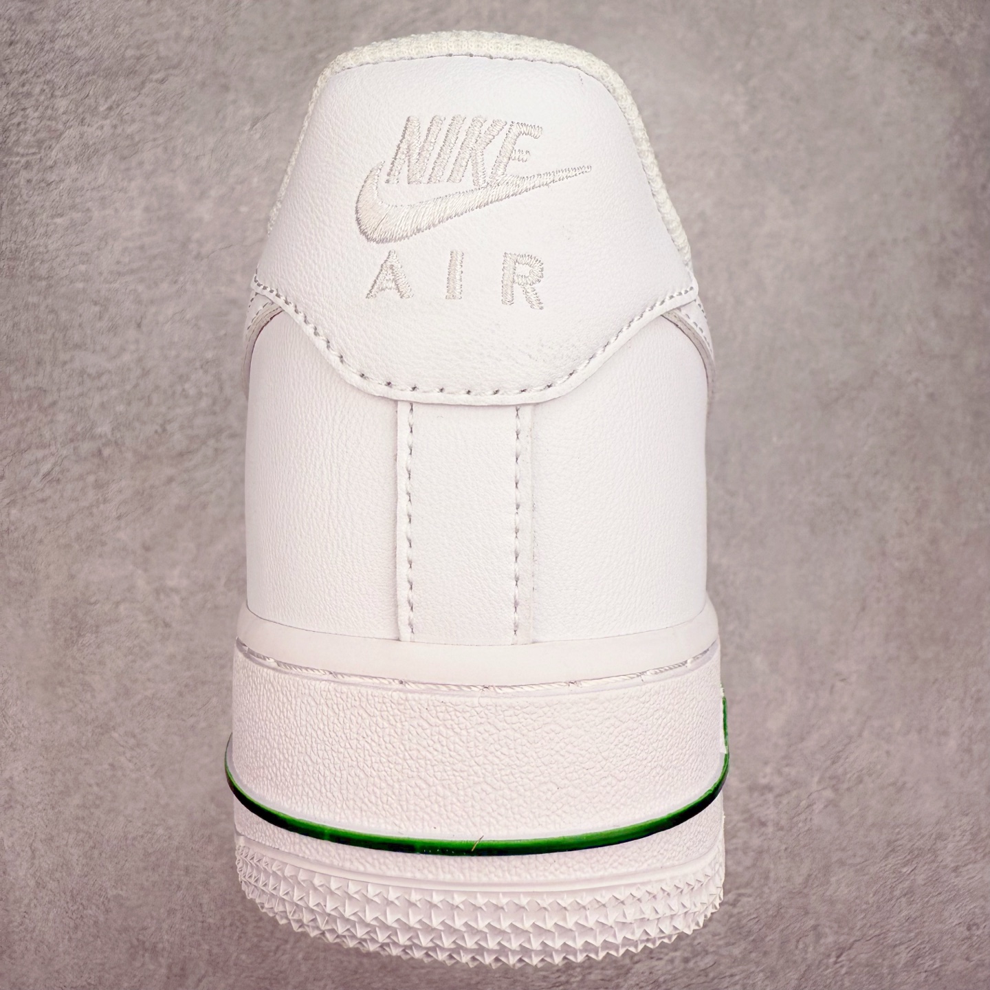 ＃福利特价‼️
NK Air Force 1´07 Low 空军一号低帮百搭休闲运动板鞋 CU6312-