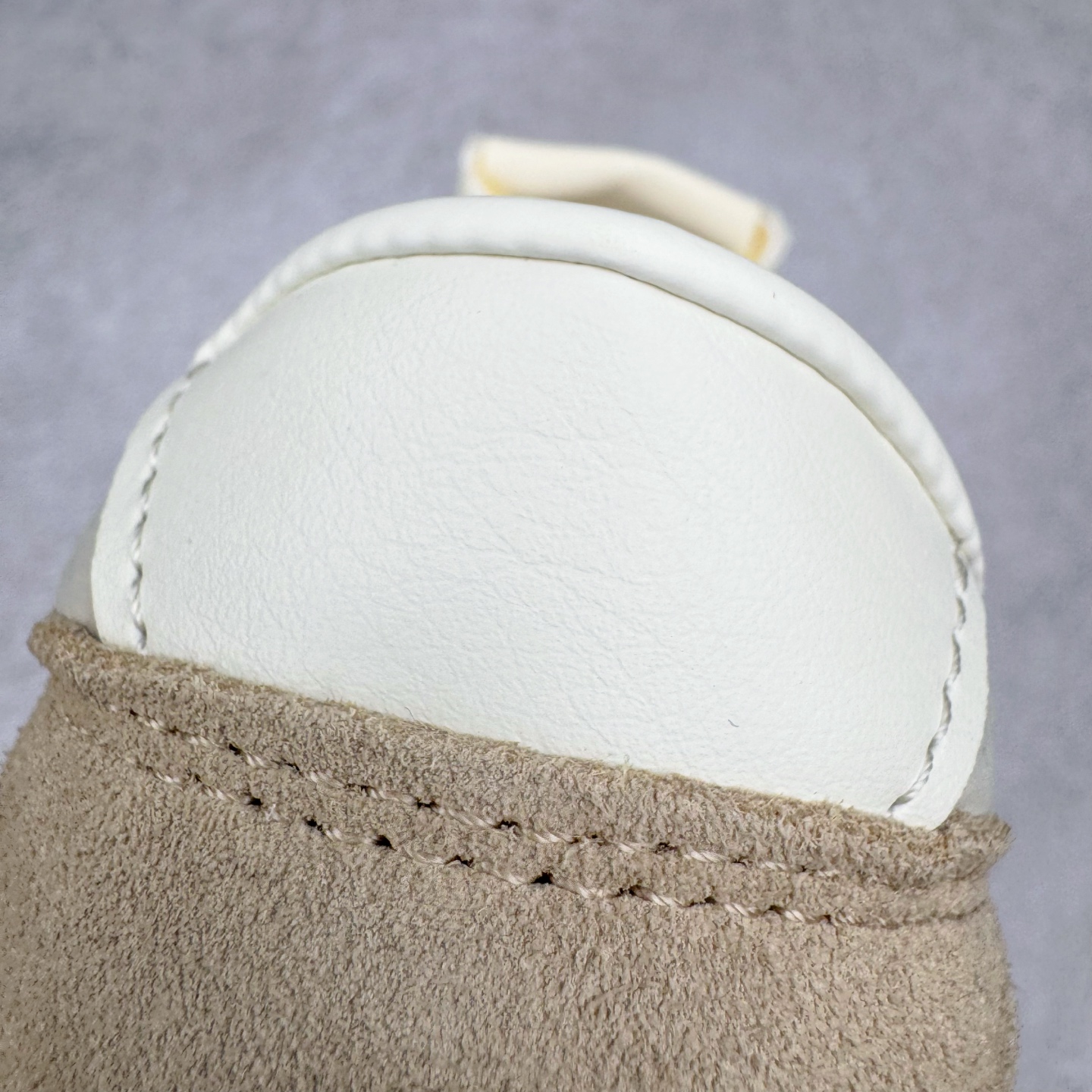 图片[13]-＃M纯原 New Balance U471AI NB新百伦织物牛剖层革春夏薄底鞋防滑耐磨平衡轻便低帮生活休闲鞋 原档数据独立私模大底 唯一正确三层组合大底 特高弹切片加持 百分百还原原鞋脚感 NB市场最强产物 防伪原标全套原楦原纸板原厂数据开发 全鞋电脑针车加持 原厂网布 原装进口头层翻毛皮料正确绒感卡色 正确中底拉帮中底网布细节 匠心打造 耗时两个月开发完成 工艺极其复杂难度可想而知 高端零售专供产物 尺码：36 37 37.5 38 38.5 39.5 40 40.5 41.5 42 42.5 43 44 44.5 45 45.5 46.5 47-选品中心