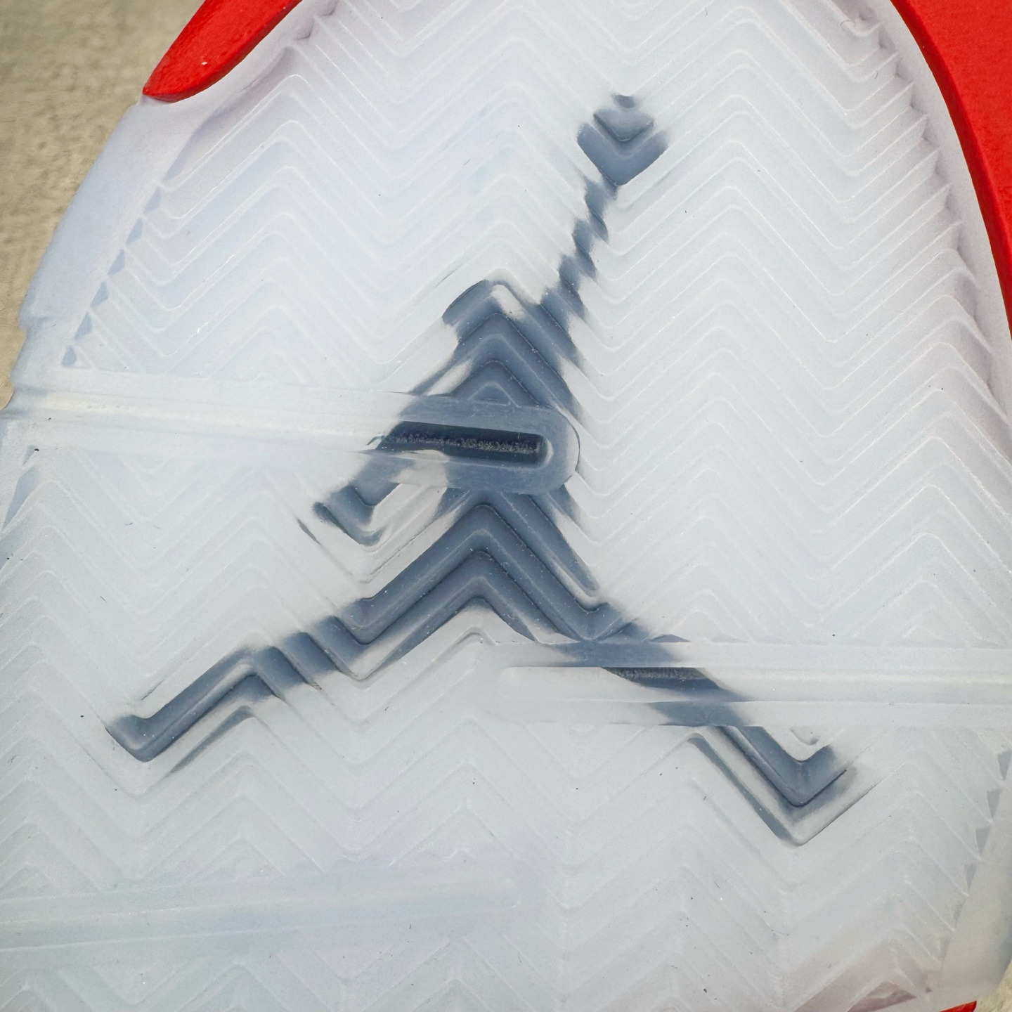 图片[23]-＃纯原 Air Jordan AJ5 OG 火焰红HQ7978-101 SZ原厂全套原楦原纸板磨具开发 原厂皮料加持 原厂港宝加持定型后跟R度完美 同源原厂电绣 飞人针数密度立体效果一致 原厂拉帮手法 原厂配置纸衬高频鞋盒 原厂指令配双鞋带 原厂TPU网格鞋带扣 超高鞋面清洁度 最高QC检验标准 控制溢胶瑕疵 到手可放心比对发售原鞋 上脚百分百充正驾驭 尺码：40 40.5 41 42 42.5 43 44 44.5 45 46 47.5-选品中心