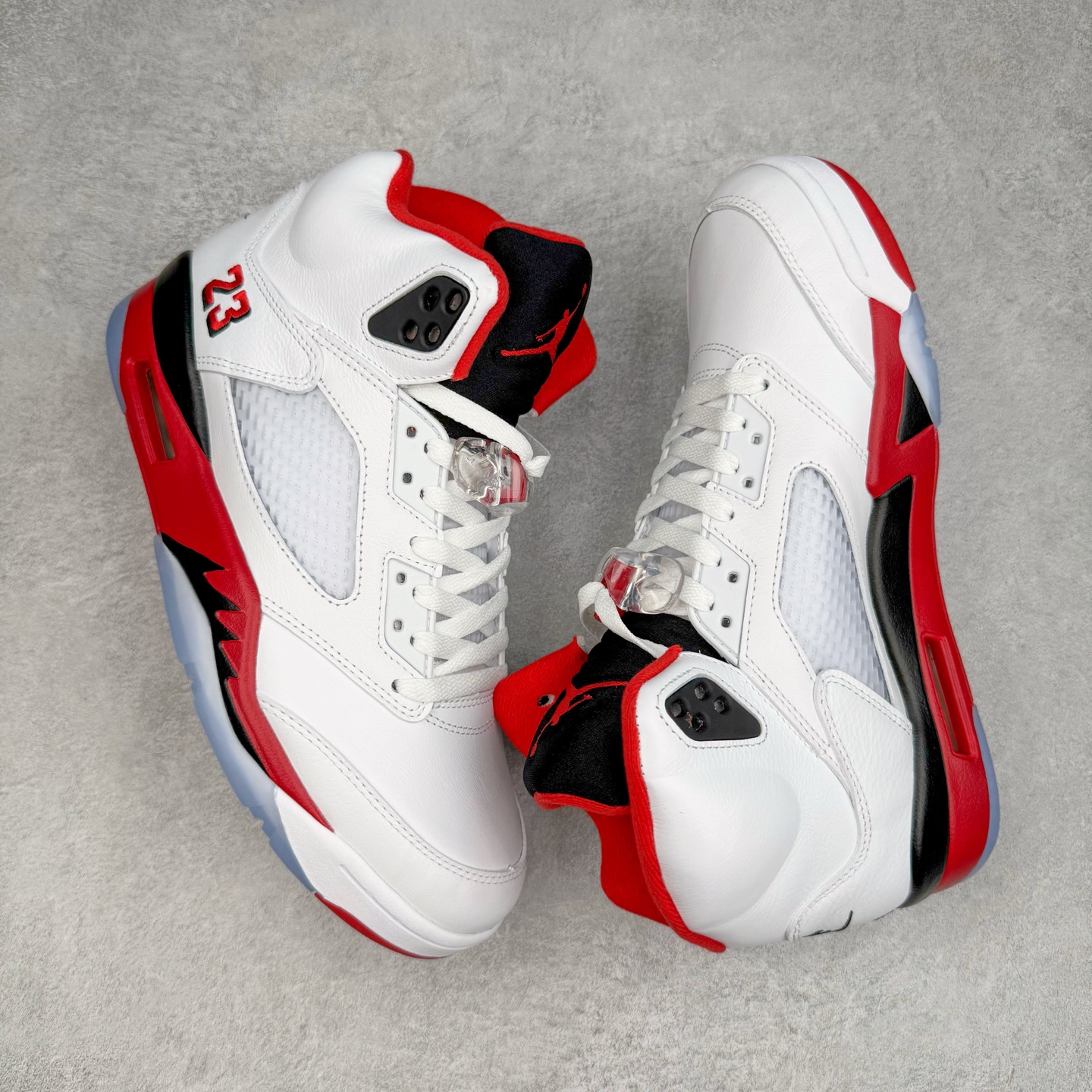 图片[3]-＃纯原 Air Jordan AJ5 OG 火焰红HQ7978-101 SZ原厂全套原楦原纸板磨具开发 原厂皮料加持 原厂港宝加持定型后跟R度完美 同源原厂电绣 飞人针数密度立体效果一致 原厂拉帮手法 原厂配置纸衬高频鞋盒 原厂指令配双鞋带 原厂TPU网格鞋带扣 超高鞋面清洁度 最高QC检验标准 控制溢胶瑕疵 到手可放心比对发售原鞋 上脚百分百充正驾驭 尺码：40 40.5 41 42 42.5 43 44 44.5 45 46 47.5-选品中心