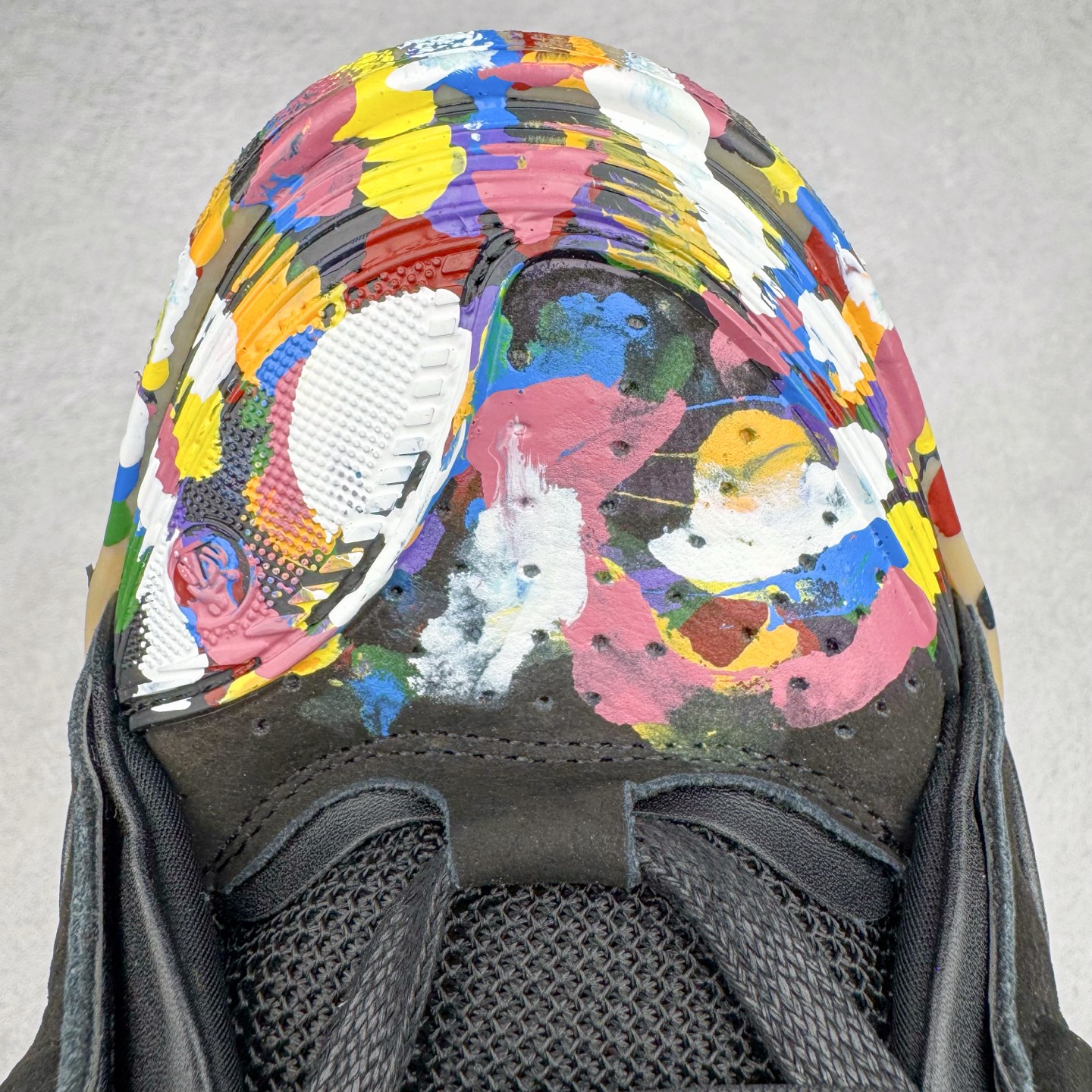 图片[13]-＃GD广顶 Lanvin Leather Curb Sneakers 浪凡三代走秀款潮流面包鞋 Leather是一款灵感源自90年代的运动鞋 设计自信 尺寸夸张 这款鞋由纳帕小牛皮、翻毛皮和网眼布制成 圆润的外形、加垫的鞋舌和弯曲的金属孔眼使这款精心打造的鞋格外舒适 官网一出热度火爆整个全球 各大网红也疯狂上脚 原版一比一开模重工艺制作 全鞋身采用东莞代工厂进口牛皮/环保牛反绒 进口电脑针车 数控针距精准无差 鞋头面冲孔整齐利落 金钢网织物 随机3D电喷泼墨 原磨具私模双色TPU大底 内里柔软透气太空棉面料 原版一致定制鞋带 全套原版一致包装 尺码：35 36 37 38 39 40 41 42 43 44 45 46-选品中心