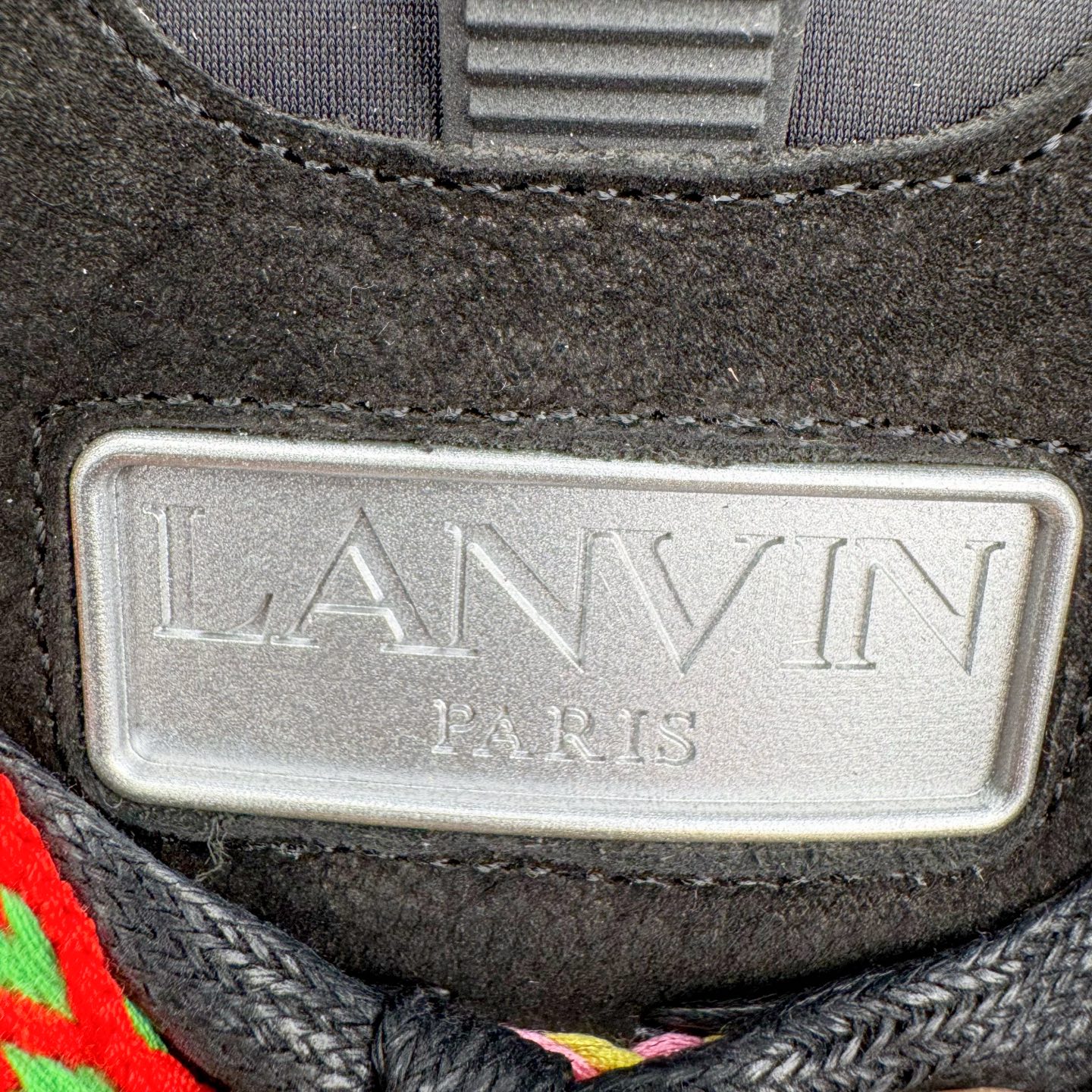 图片[11]-＃GD广顶 Lanvin Leather Curb Sneakers 浪凡三代走秀款潮流面包鞋 Leather是一款灵感源自90年代的运动鞋 设计自信 尺寸夸张 这款鞋由纳帕小牛皮、翻毛皮和网眼布制成 圆润的外形、加垫的鞋舌和弯曲的金属孔眼使这款精心打造的鞋格外舒适 官网一出热度火爆整个全球 各大网红也疯狂上脚 原版一比一开模重工艺制作 全鞋身采用东莞代工厂进口牛皮/环保牛反绒 进口电脑针车 数控针距精准无差 鞋头面冲孔整齐利落 金钢网织物 随机3D电喷泼墨 原磨具私模双色TPU大底 内里柔软透气太空棉面料 原版一致定制鞋带 全套原版一致包装 尺码：35 36 37 38 39 40 41 42 43 44 45 46-选品中心