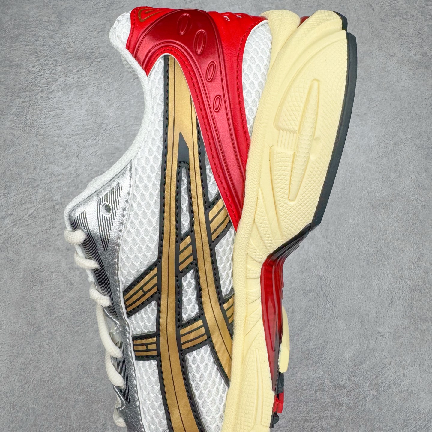 图片[7]-＃ZC总裁 Asics Gel-Kayano K14 亚瑟士系列复古舒适织物合成革减震防滑耐磨低帮休闲跑步鞋 市场顶级版本 原装纸板楦头开发 独家私模五层组合大底 原厂定制缓震硅胶加持 原盒原配 官方四联吊牌 一比一同步原鞋工艺和用料 鞋面原厂“三明治”多层网布 区别其他同价版本 鞋垫采用原厂OrthoLite欧索莱材质 非普通海玻璃鞋垫 后跟一样采用了GEL缓震胶 整体系列设计非常的科技感 锻炼跑步的同时让你一样时尚百搭 尺码：36 37 37.5 38 39 39.5 40 40.5 41.5 42 42.5 43.5 44 44.5 45 46-选品中心