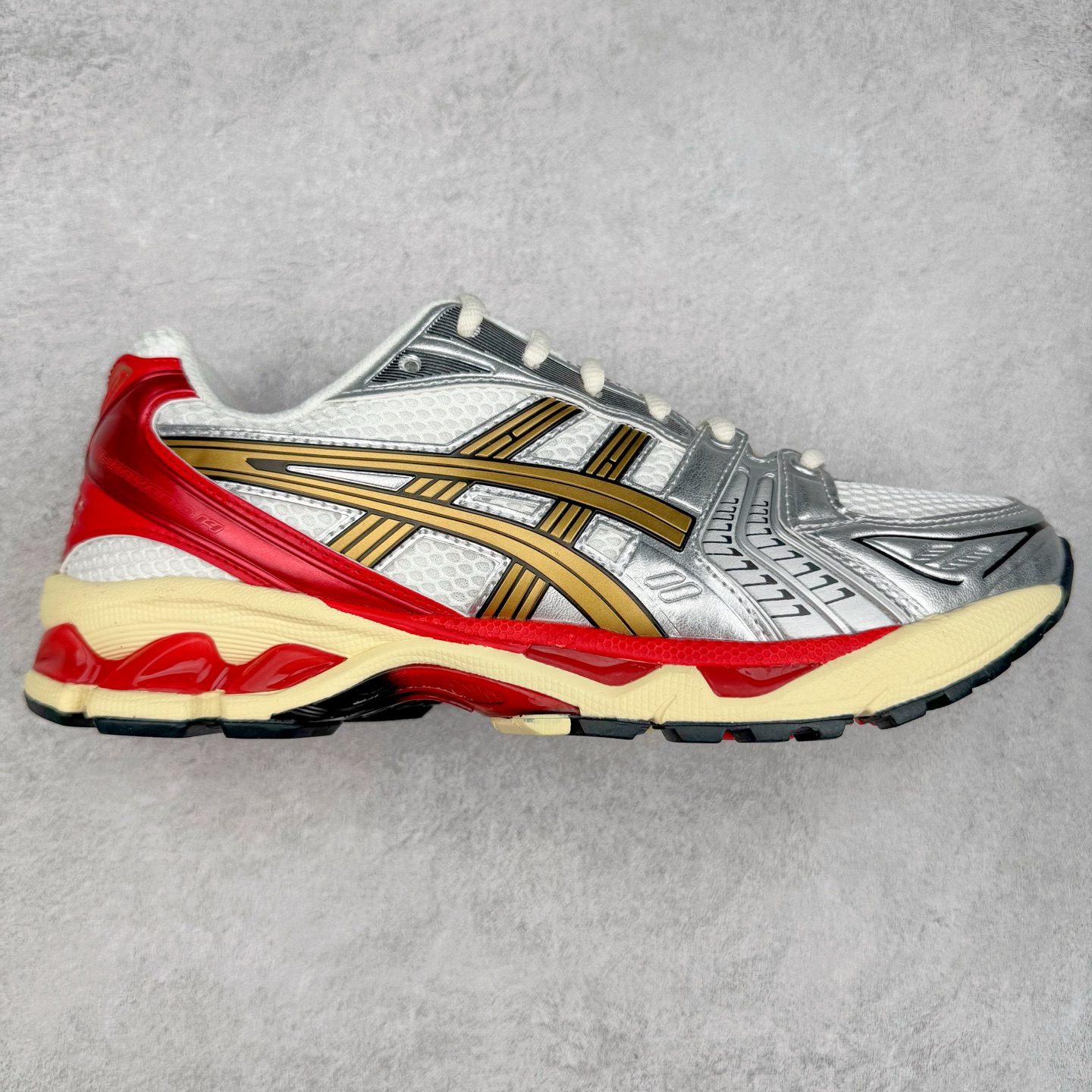 ＃ZC总裁 Asics Gel-Kayano K14 亚瑟士系列复古舒适织物合成革减震防滑耐磨低帮休闲跑步鞋 市场顶级版本 原装纸板楦头开发 独家私模五层组合大底 原厂定制缓震硅胶加持 原盒原配 官方四联吊牌 一比一同步原鞋工艺和用料 鞋面原厂“三明治”多层网布 区别其他同价版本 鞋垫采用原厂OrthoLite欧索莱材质 非普通海玻璃鞋垫 后跟一样采用了GEL缓震胶 整体系列设计非常的科技感 锻炼跑步的同时让你一样时尚百搭 尺码：36 37 37.5 38 39 39.5 40 40.5 41.5 42 42.5 43.5 44 44.5 45 46-选品中心