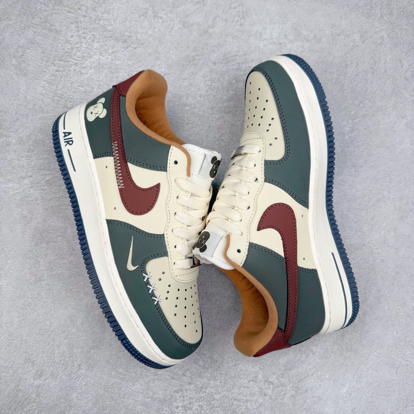 图片[3]-NK Air Force 1´07 Low 空军一号低帮百搭休闲运动板鞋 XX3168-201 柔软、弹性十足的缓震性能和出色的中底设计 横跨复古与现代的外型结合 造就出风靡全球 三十多年的Force 1 直到今天还深受青睐 实拍调校N版已经零色差零失真 百分百还原实物色彩所见即所得 不存在货不对板色差等低级问题 选购参考实物拍摄 不混卖不参货 只用心做好货严格选品 承诺混一赔十 尺码：36 36.5 37.5 38 38.5 39 40 40.5 41 42 42.5 43 44 44.5 45-选品中心