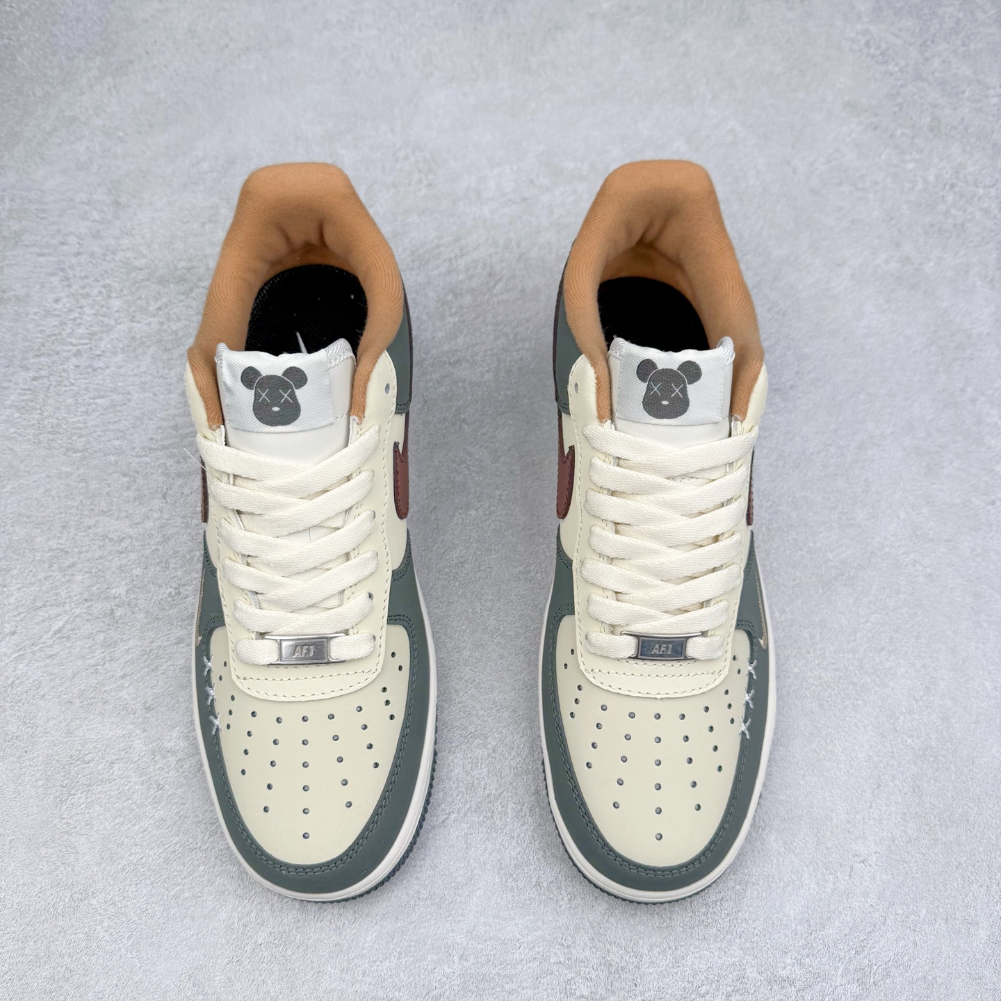 图片[2]-NK Air Force 1´07 Low 空军一号低帮百搭休闲运动板鞋 XX3168-201 柔软、弹性十足的缓震性能和出色的中底设计 横跨复古与现代的外型结合 造就出风靡全球 三十多年的Force 1 直到今天还深受青睐 实拍调校N版已经零色差零失真 百分百还原实物色彩所见即所得 不存在货不对板色差等低级问题 选购参考实物拍摄 不混卖不参货 只用心做好货严格选品 承诺混一赔十 尺码：36 36.5 37.5 38 38.5 39 40 40.5 41 42 42.5 43 44 44.5 45-选品中心