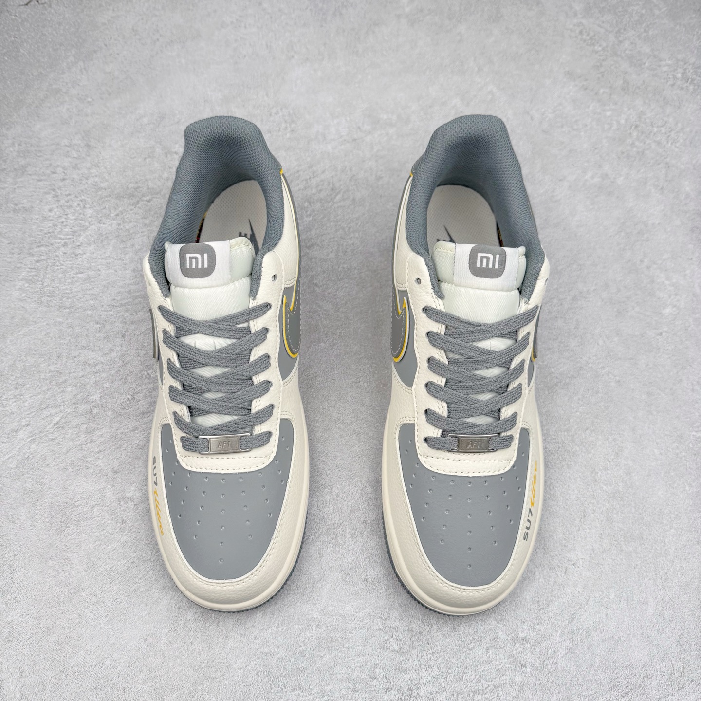 图片[2]-NK Air Force 1´07 Low 空军一号低帮百搭休闲运动板鞋 XX3168-201 柔软、弹性十足的缓震性能和出色的中底设计 横跨复古与现代的外型结合 造就出风靡全球 三十多年的Force 1 直到今天还深受青睐 实拍调校N版已经零色差零失真 百分百还原实物色彩所见即所得 不存在货不对板色差等低级问题 选购参考实物拍摄 不混卖不参货 只用心做好货严格选品 承诺混一赔十 尺码：36 36.5 37.5 38 38.5 39 40 40.5 41 42 42.5 43 44 44.5 45-选品中心