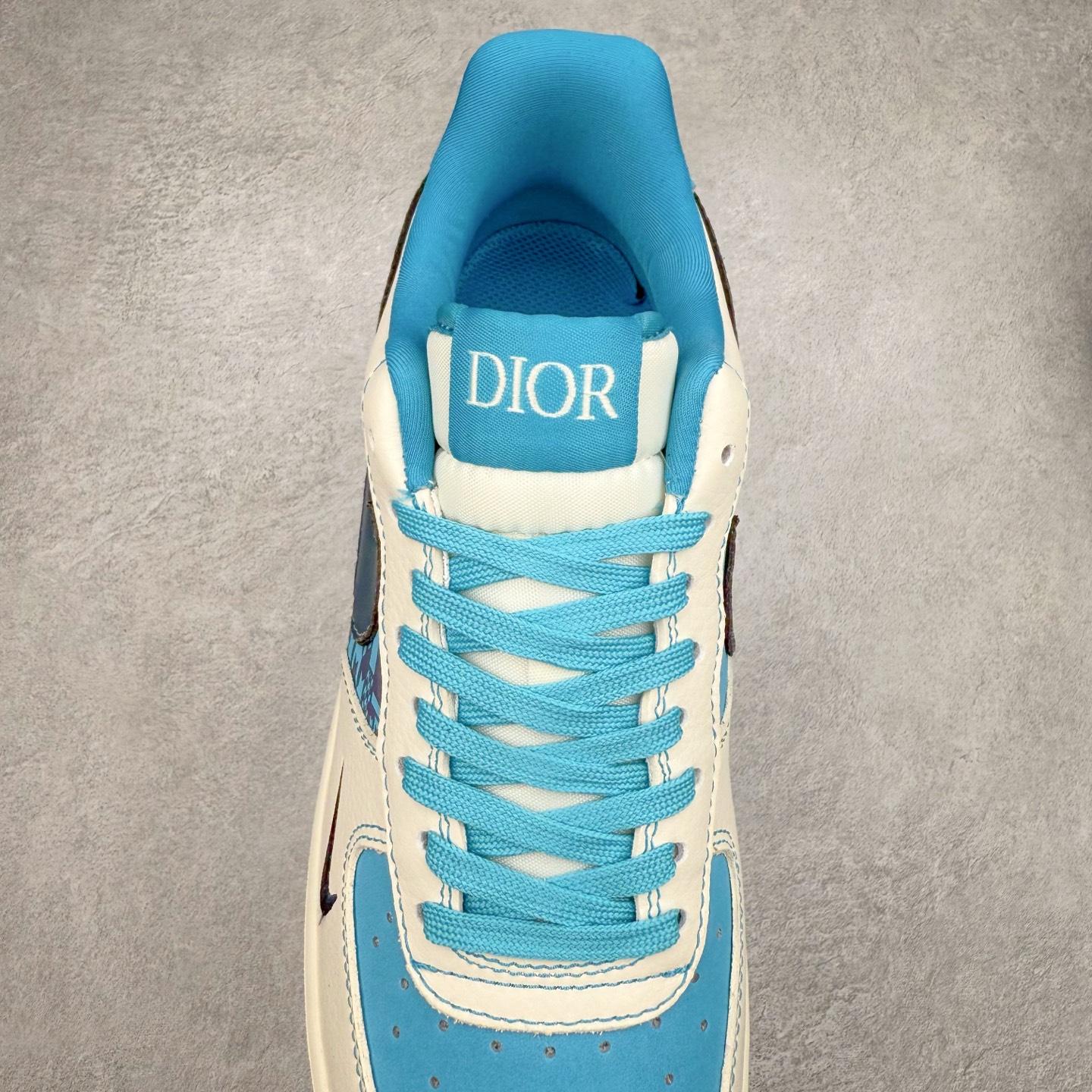 图片[5]-NK Air Force 1´07 Low 空军一号低帮百搭休闲运动板鞋 KK1988-088 柔软、弹性十足的缓震性能和出色的中底设计 横跨复古与现代的外型结合 造就出风靡全球 三十多年的Force 1 直到今天还深受青睐 实拍调校N版已经零色差零失真 百分百还原实物色彩所见即所得 不存在货不对板色差等低级问题 选购参考实物拍摄 不混卖不参货 只用心做好货严格选品 承诺混一赔十 尺码：36 36.5 37.5 38 38.5 39 40 40.5 41 42 42.5 43 44 44.5 45-选品中心