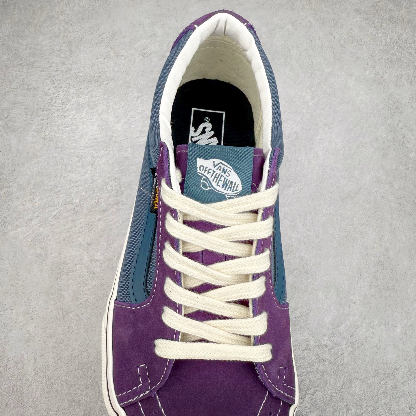 图片[5]-Vans SK8-Low 蓝紫拼接 全新一代 低帮硫化帆布鞋 该鞋款以白色线条勾勒出整体造型效果，蓝紫帆布拼接鞋面打造整体鞋身，以SK8-low鞋身为蓝本，风格极具辨识度，上脚凸显穿搭功力 尺码：35 36 36.5 37 38 38.5 39 40 40.5 41 42 42.5 43 44-选品中心