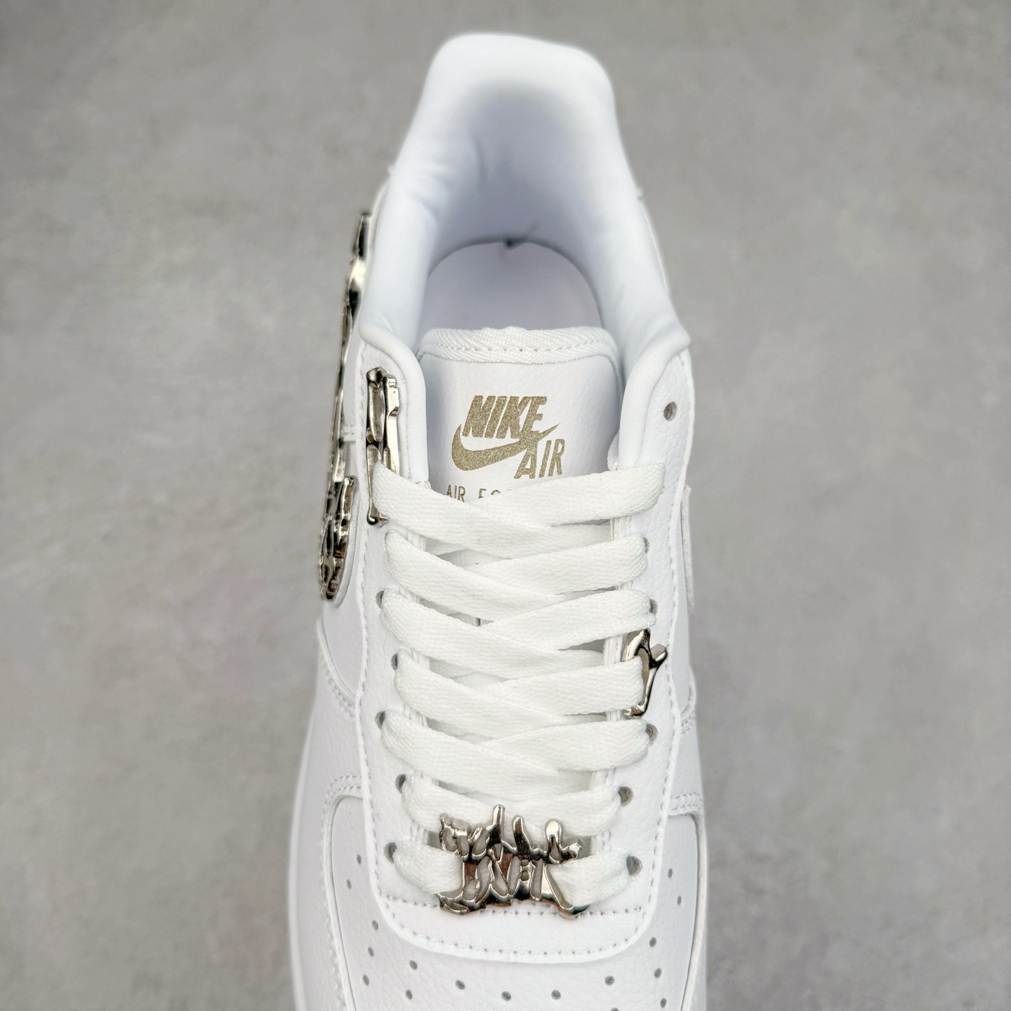 ＃福利特价‼️
NK Air Force 1´07 Low 空军一号低帮百搭休闲运动板鞋 FW3616-