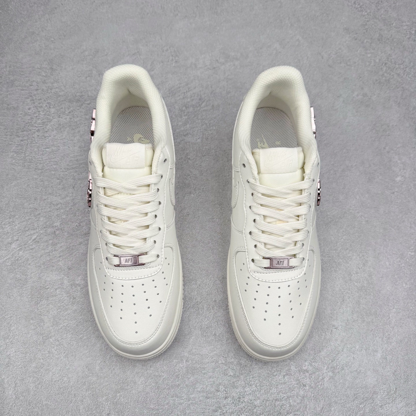 ＃福利特价‼️
NK Air Force 1´07 Low 空军一号低帮百搭休闲运动板鞋 IF1686-