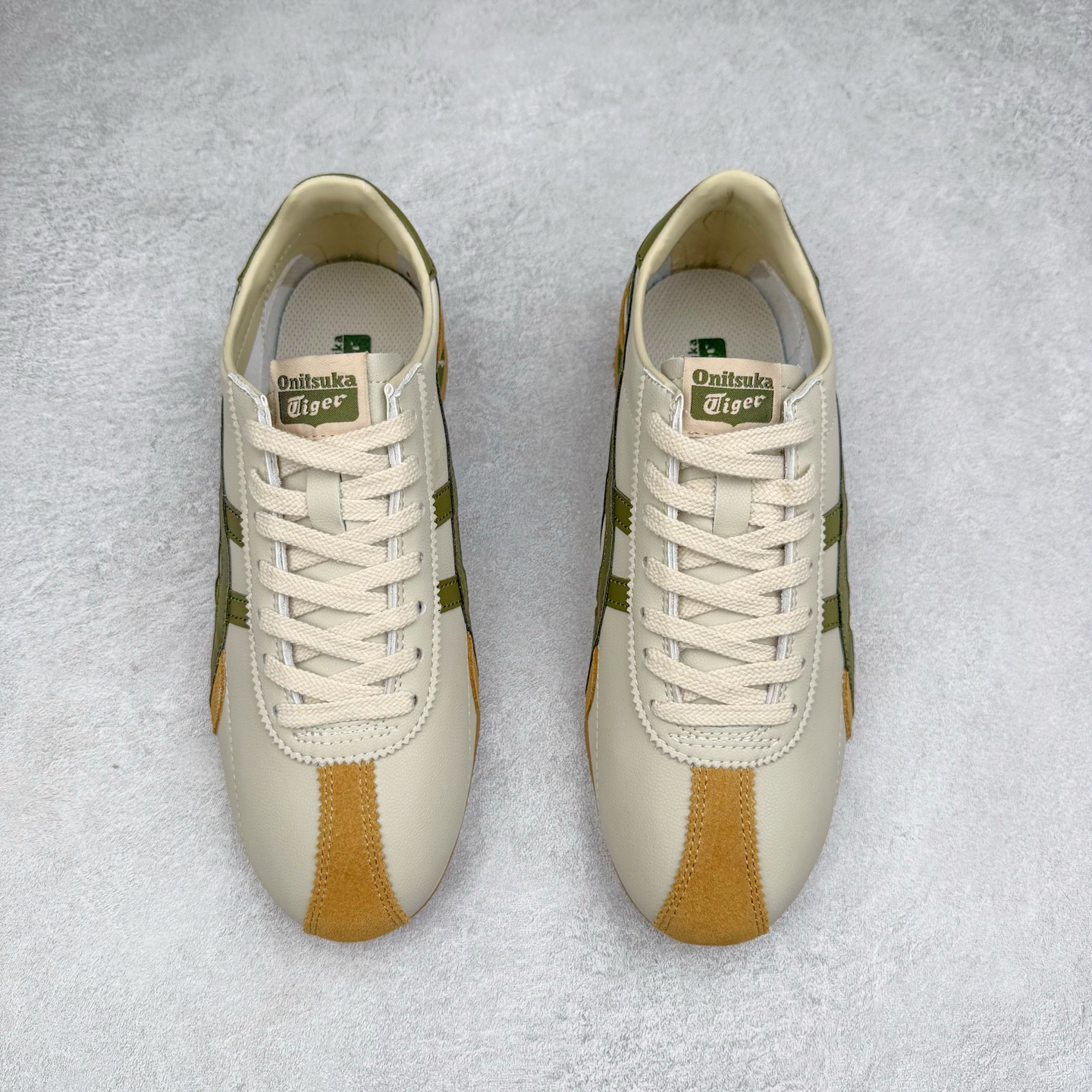 图片[2]-Onitsuka Tiger Runspark 鬼冢虎火星运动系列田径钉复古经典百搭皮革休闲慢跑鞋 鬼塚虎从运动中汲取灵感，并致力于打造融合舒适感受与创新设计的时尚品牌。品牌的设计风格既体现了对传统的致敬，同时也表达了对精致风格和现代创意的推崇。我们提供独具个性的全系列产品，打造从头到脚的整体穿搭。每件产品皆以精湛工艺匠心打造，细节考究，品质出众。尺码：36 37 37.5 38 39 39.5 40.5 41.5 42 42.5 43.5 44 45-选品中心