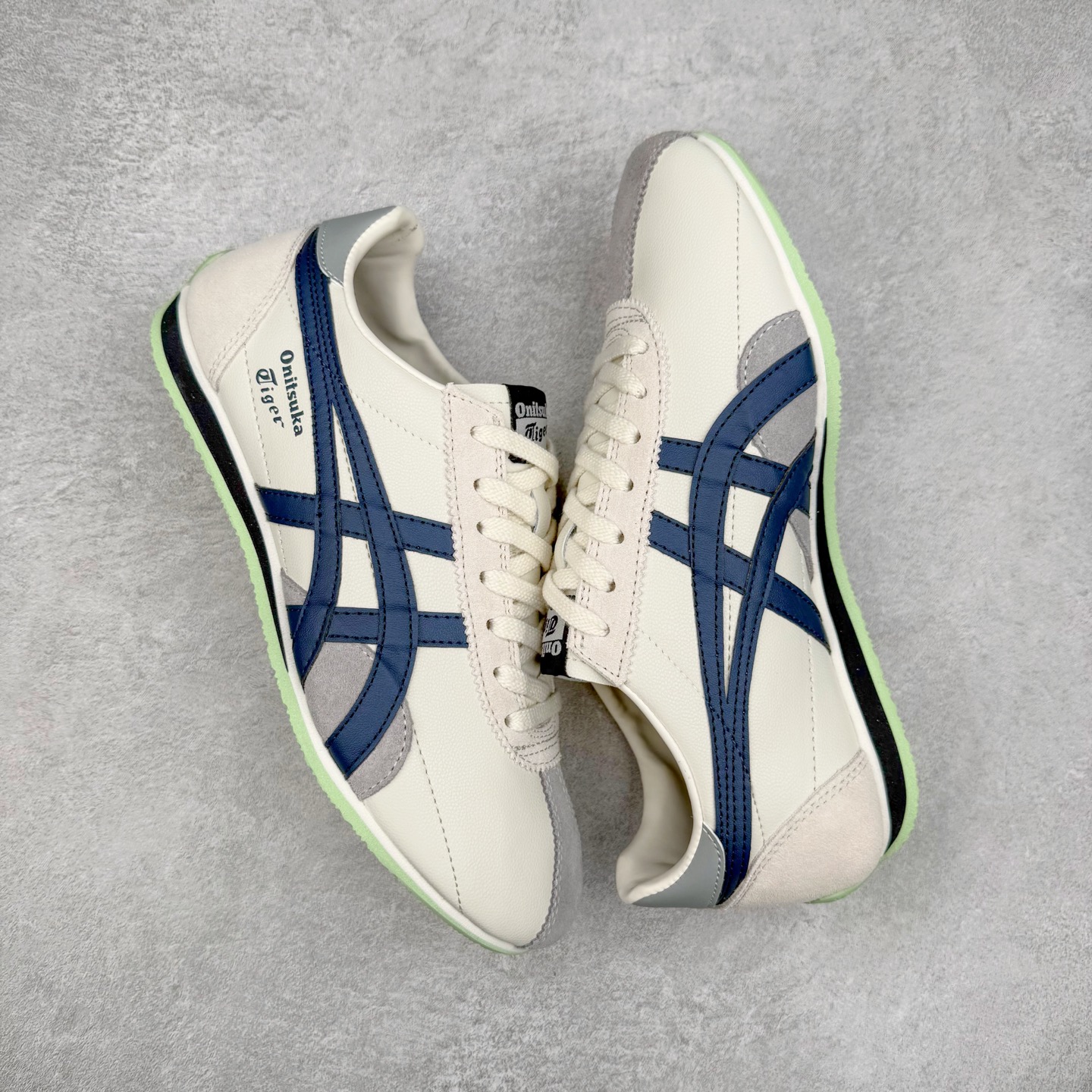 图片[3]-Onitsuka Tiger Runspark 鬼冢虎火星运动系列田径钉复古经典百搭皮革休闲慢跑鞋 鬼塚虎从运动中汲取灵感，并致力于打造融合舒适感受与创新设计的时尚品牌。品牌的设计风格既体现了对传统的致敬，同时也表达了对精致风格和现代创意的推崇。我们提供独具个性的全系列产品，打造从头到脚的整体穿搭。每件产品皆以精湛工艺匠心打造，细节考究，品质出众。尺码：36 37 37.5 38 39 39.5 40.5 41.5 42 42.5 43.5 44 45-选品中心