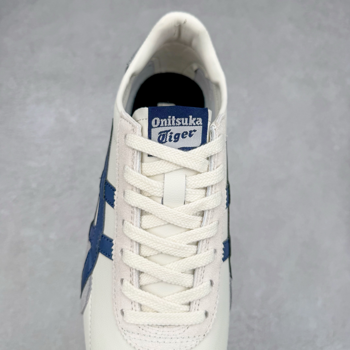 图片[5]-Onitsuka Tiger Runspark 鬼冢虎火星运动系列田径钉复古经典百搭皮革休闲慢跑鞋 鬼塚虎从运动中汲取灵感，并致力于打造融合舒适感受与创新设计的时尚品牌。品牌的设计风格既体现了对传统的致敬，同时也表达了对精致风格和现代创意的推崇。我们提供独具个性的全系列产品，打造从头到脚的整体穿搭。每件产品皆以精湛工艺匠心打造，细节考究，品质出众。尺码：36 37 37.5 38 39 39.5 40.5 41.5 42 42.5 43.5 44 45-选品中心
