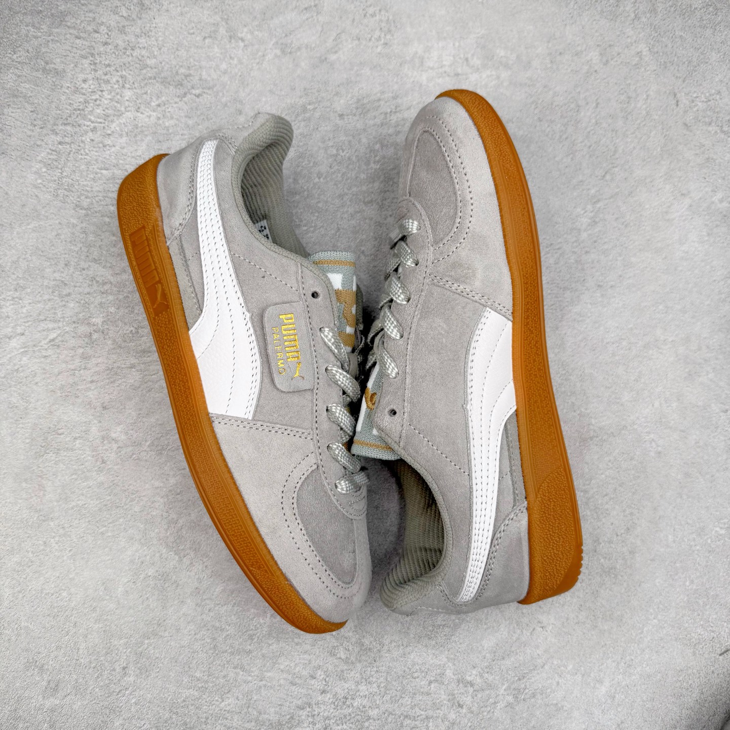 图片[3]-PUMA Palermo Trainer 彪马防滑耐磨低帮德训休闲板鞋 简约又不失设计巧思的帅气风格让它轻松驾驭日常休闲或滑板场合 运动兼具匠心 细节彰显品质 衬垫边缘以提供支撑和灵活性 强化鞋头以承受持续的磨损 耐磨性强 稳定性高 抓地更牢 不易打滑 尺码： 35 36 36.5 37.5 38 38.5 39 40 40.5 41 42 42.5 43 44 45-选品中心