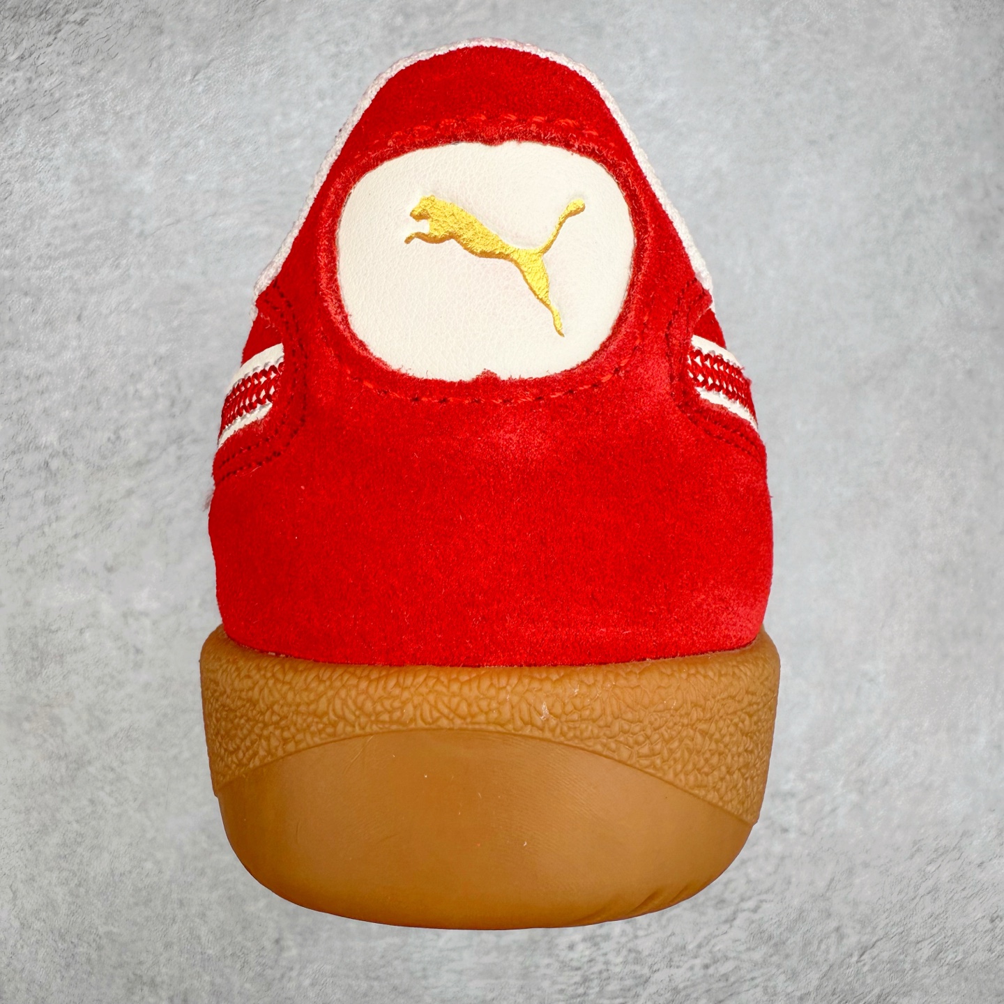 图片[8]-PUMA Palermo Trainer 彪马防滑耐磨低帮德训休闲板鞋 简约又不失设计巧思的帅气风格让它轻松驾驭日常休闲或滑板场合 运动兼具匠心 细节彰显品质 衬垫边缘以提供支撑和灵活性 强化鞋头以承受持续的磨损 耐磨性强 稳定性高 抓地更牢 不易打滑 尺码： 35 36 36.5 37.5 38 38.5 39 40 40.5 41 42 42.5 43 44 45-选品中心