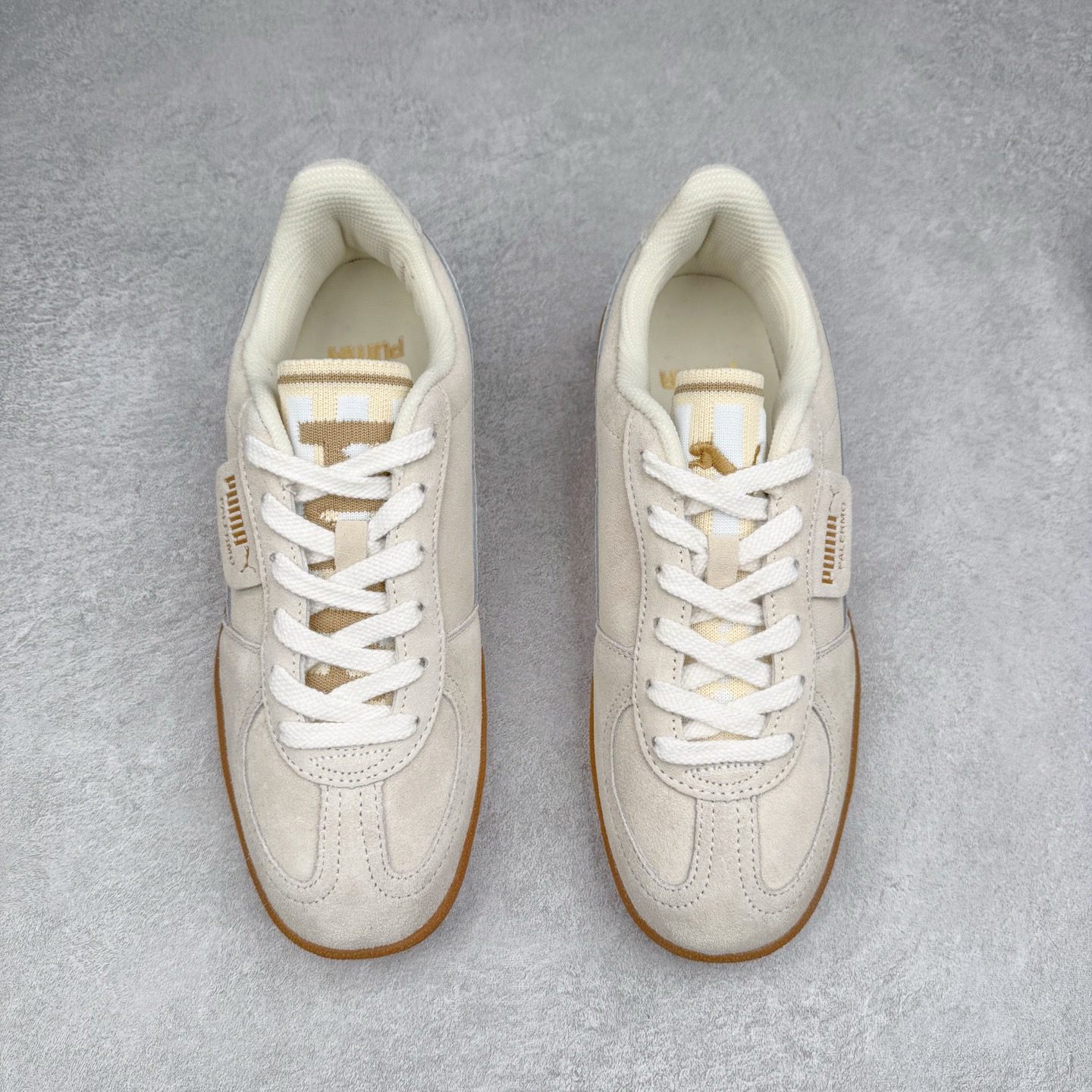 图片[2]-PUMA Palermo Trainer 彪马防滑耐磨低帮德训休闲板鞋 简约又不失设计巧思的帅气风格让它轻松驾驭日常休闲或滑板场合 运动兼具匠心 细节彰显品质 衬垫边缘以提供支撑和灵活性 强化鞋头以承受持续的磨损 耐磨性强 稳定性高 抓地更牢 不易打滑 尺码： 35 36 36.5 37.5 38 38.5 39 40 40.5 41 42 42.5 43 44 45-选品中心