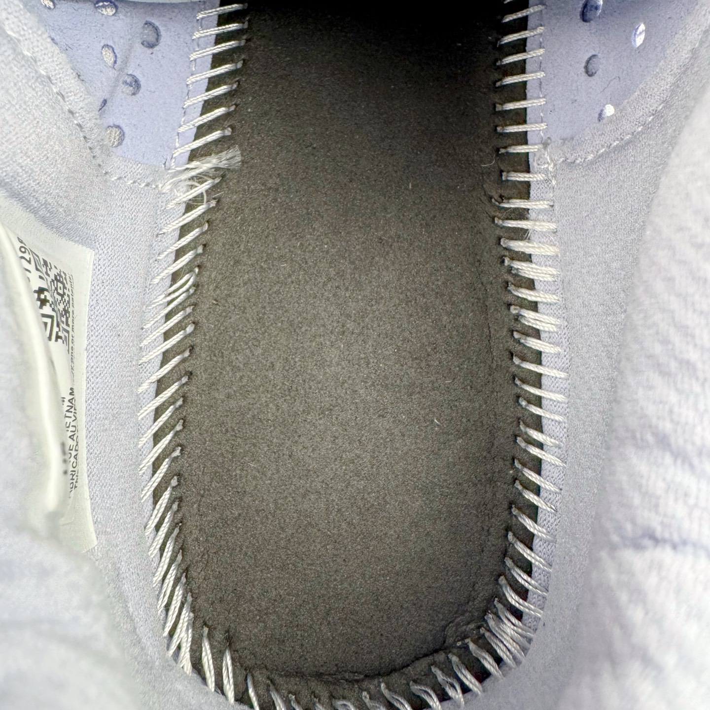 图片[10]-＃纯原 NK Pegasus Premium 飞马全掌气垫跑步运动鞋 HQ2592-004 气垫的究极进化 NIKE2025新王炸 • 在特有Air科技加持下，耐克带来全新Pegasus Premium。这款跑鞋在传承耐克飞马（Pegasus）系列标志性的缓震功能的同时，将首次搭载耐克的塑型可视化Air Zoom气垫单元。• 塑型Air Zoom气垫单元贴合脚部的自然轮廓，帮助跑者在从后跟到脚趾的过渡中能够有效传递力量，带来一种前所未有的轻盈、顺畅回馈体验。中底采用ZoomX泡绵，后跟则使用ReactX泡绵，为跑者提供稳定流畅的推进感。• 塑型可视化Air Zoom气垫单元和精心配置的泡绵组合，让Pegasus Premium成为耐克飞马系列中颇具能量回馈的鞋款。• 全新Pegasus Premium不仅展示了耐克势头强劲的创新周期，证明了其特有的Air科技的强大实力，更体现了耐克倾听和服务运动员的能力。尺码：36 36.5 37.5 38 38.5 39 40 40.5 41 42 42.5 43 44 44.5 45-选品中心