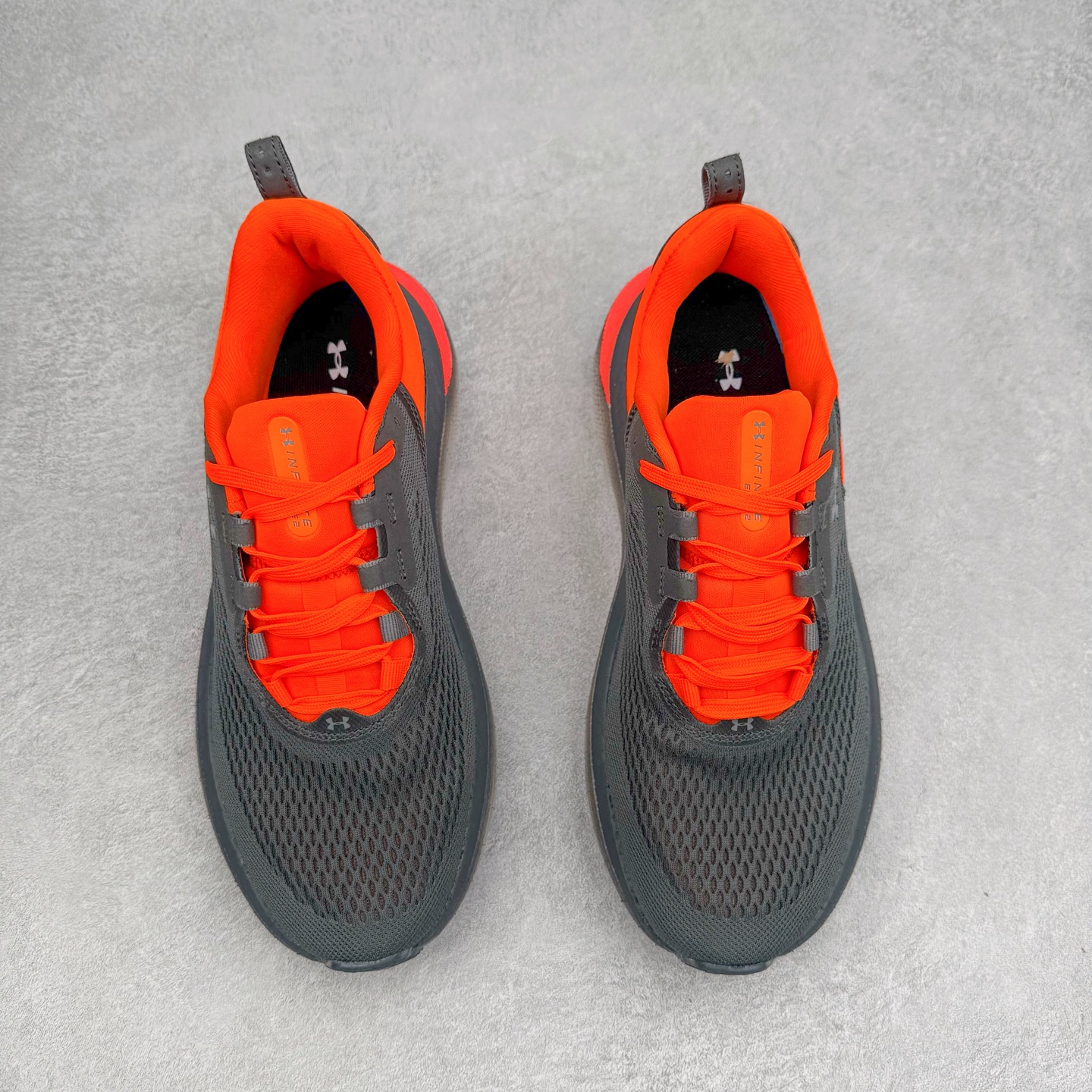 图片[2]-Under Armour Infinite Elite 2 安德玛舒适防滑耐磨低帮越野短跑跑步鞋 Under Armour成立于1996年，创办者是前马里兰橄榄球明星KevinPlank。在美国，提到Under Armour，必然会想起高端和专业的运动装备，Under Armour 逐渐成为“专业”的代名词。Under Armour在专业运动装备领域达到了一定高度，可以说是专业运动装备的优选。实拍调校N版已经零色差零失真 百分百还原实物色彩所见即所得 不存在货不对板色差等低级问题 选购参考实物拍摄 不混卖不参货 只用心做好货严格选品 承诺混一赔十 尺码：36 36.5 37.5 38 38.5 39 40 40.5 41 42 42.5 43 44 44.5 45-选品中心