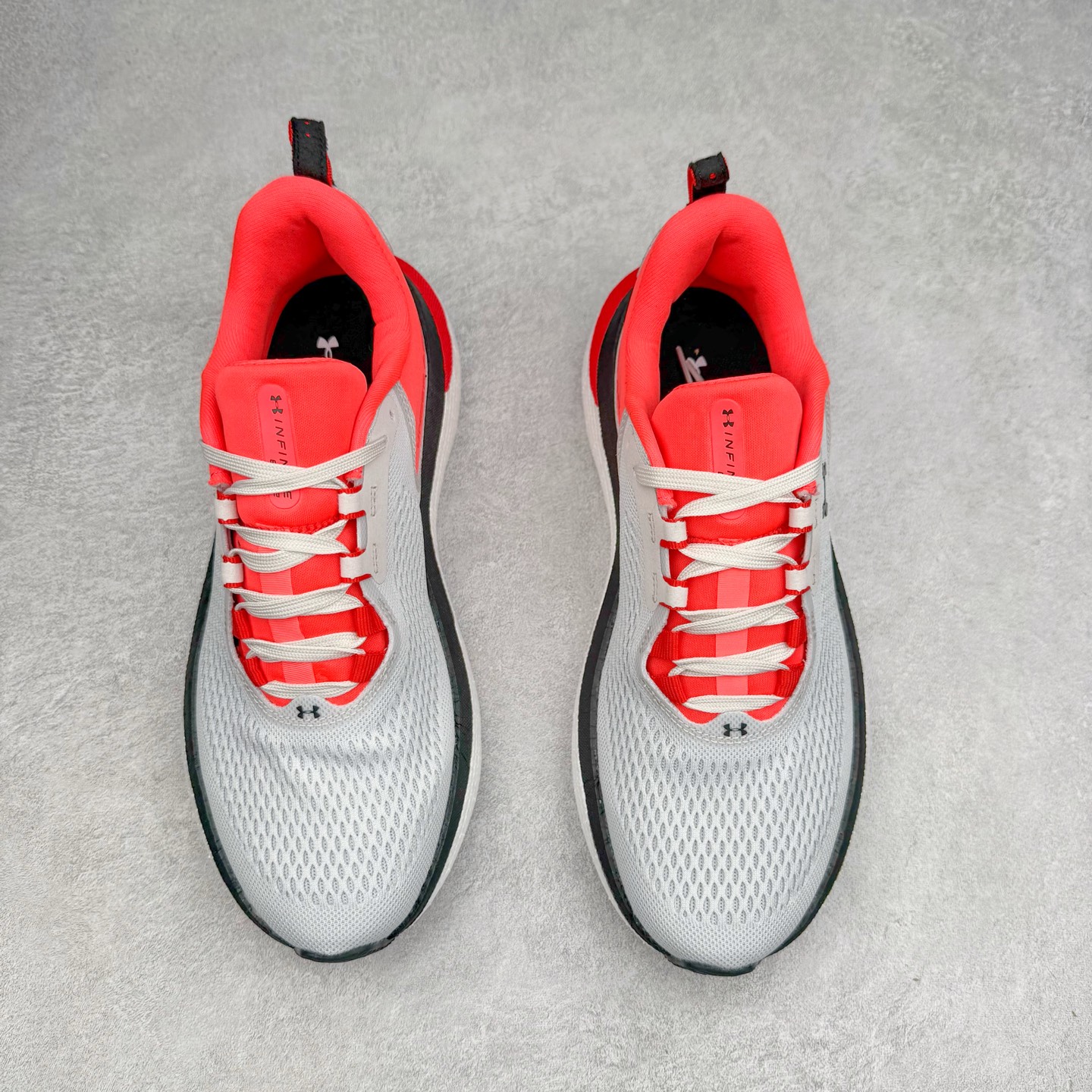 图片[2]-Under Armour Infinite Elite 2 安德玛舒适防滑耐磨低帮越野短跑跑步鞋 Under Armour成立于1996年，创办者是前马里兰橄榄球明星KevinPlank。在美国，提到Under Armour，必然会想起高端和专业的运动装备，Under Armour 逐渐成为“专业”的代名词。Under Armour在专业运动装备领域达到了一定高度，可以说是专业运动装备的优选。实拍调校N版已经零色差零失真 百分百还原实物色彩所见即所得 不存在货不对板色差等低级问题 选购参考实物拍摄 不混卖不参货 只用心做好货严格选品 承诺混一赔十 尺码：36 36.5 37.5 38 38.5 39 40 40.5 41 42 42.5 43 44 44.5 45-选品中心