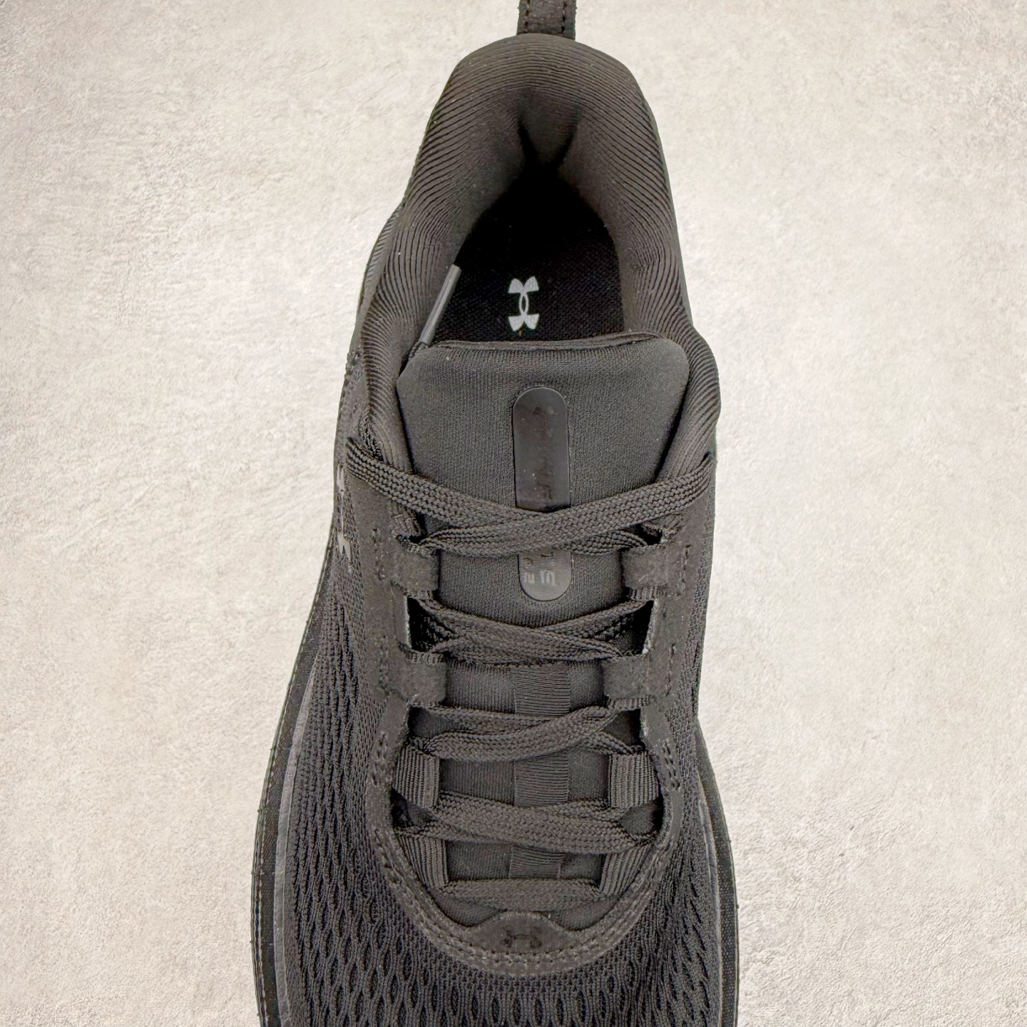 图片[5]-Under Armour Infinite Elite 2 安德玛舒适防滑耐磨低帮越野短跑跑步鞋 Under Armour成立于1996年，创办者是前马里兰橄榄球明星KevinPlank。在美国，提到Under Armour，必然会想起高端和专业的运动装备，Under Armour 逐渐成为“专业”的代名词。Under Armour在专业运动装备领域达到了一定高度，可以说是专业运动装备的优选。实拍调校N版已经零色差零失真 百分百还原实物色彩所见即所得 不存在货不对板色差等低级问题 选购参考实物拍摄 不混卖不参货 只用心做好货严格选品 承诺混一赔十 尺码：36 36.5 37.5 38 38.5 39 40 40.5 41 42 42.5 43 44 44.5 45-选品中心