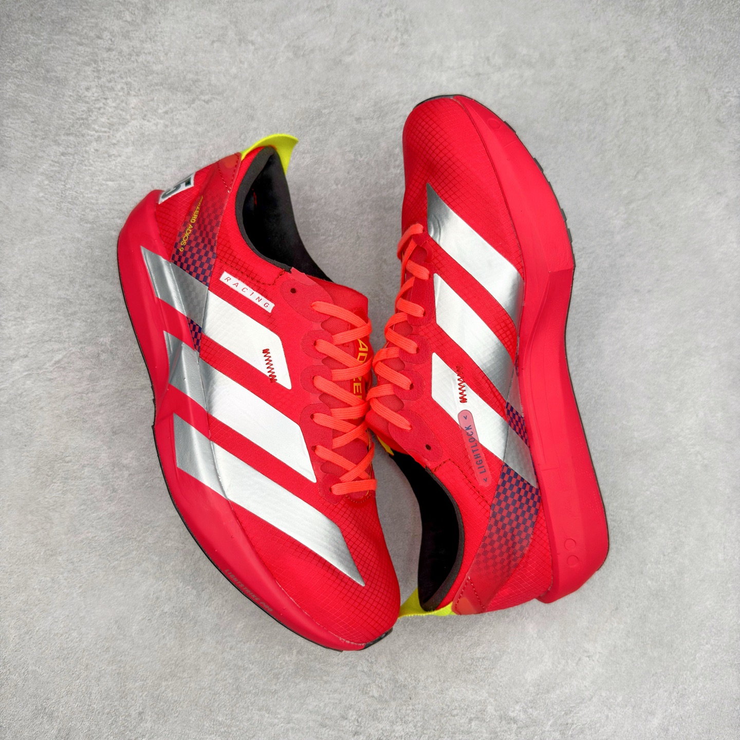 图片[3]-AD Adizero Adios 9 M 阿迪超轻透气缓震跑鞋 IH5747 马牌橡胶大底+超临界爆米花中底+尼龙抗扭片 此款是ADIOS系列最轻的鞋 41 单只170克 整体外观造型与adiZero Adios Pro EVO 1非常相似 中底配置方面搭载全掌Lightstrike Pro 鞋面采用透气网面示人 契合日常训练鞋的定位 更加耐用 外底给到了马牌橡胶 及上代竞速旗舰adidas Adizero Adios Pro 3区域分布 尺码：36 36.5 37 38 38.5 39 40 40.5 41 42 42.5 43 44 44.5 45-选品中心