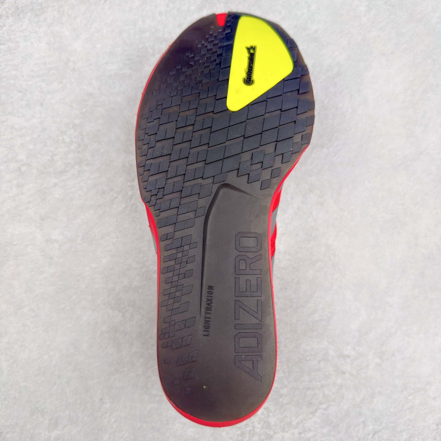 图片[9]-AD Adizero Adios 9 M 阿迪超轻透气缓震跑鞋 IH5747 马牌橡胶大底+超临界爆米花中底+尼龙抗扭片 此款是ADIOS系列最轻的鞋 41 单只170克 整体外观造型与adiZero Adios Pro EVO 1非常相似 中底配置方面搭载全掌Lightstrike Pro 鞋面采用透气网面示人 契合日常训练鞋的定位 更加耐用 外底给到了马牌橡胶 及上代竞速旗舰adidas Adizero Adios Pro 3区域分布 尺码：36 36.5 37 38 38.5 39 40 40.5 41 42 42.5 43 44 44.5 45-选品中心