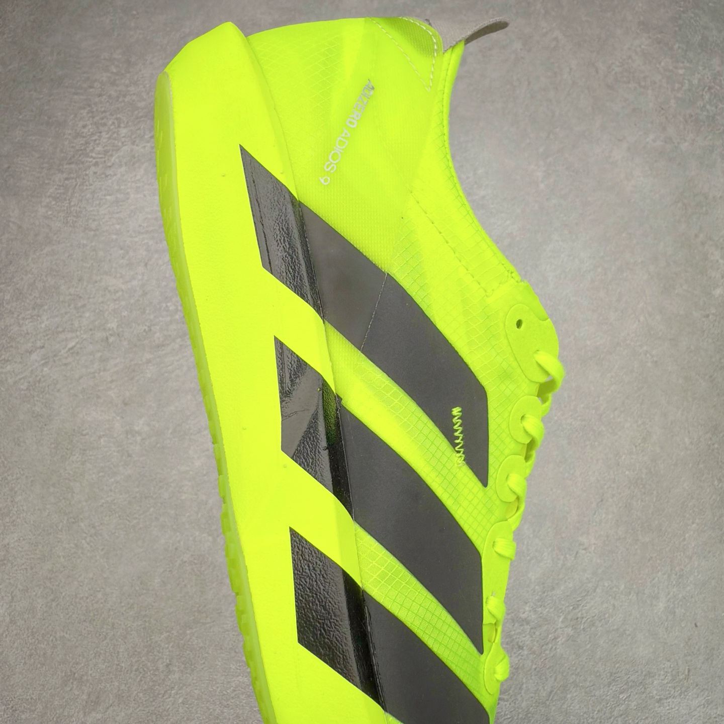 图片[6]-AD Adizero Adios 9 M 阿迪超轻透气缓震跑鞋 IH5066 马牌橡胶大底+超临界爆米花中底+尼龙抗扭片 此款是ADIOS系列最轻的鞋 41 单只170克 整体外观造型与adiZero Adios Pro EVO 1非常相似 中底配置方面搭载全掌Lightstrike Pro 鞋面采用透气网面示人 契合日常训练鞋的定位 更加耐用 外底给到了马牌橡胶 及上代竞速旗舰adidas Adizero Adios Pro 3区域分布 尺码：36 36.5 37 38 38.5 39 40 40.5 41 42 42.5 43 44 44.5 45-选品中心