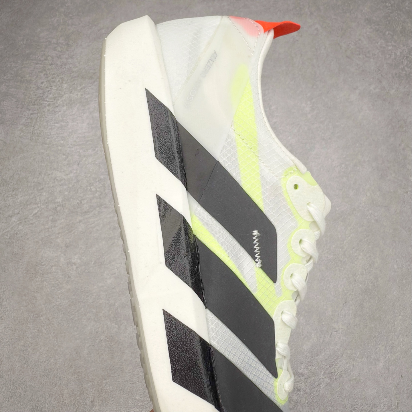 图片[6]-AD Adizero Adios 9 M 阿迪超轻透气缓震跑鞋 IF9419 马牌橡胶大底+超临界爆米花中底+尼龙抗扭片 此款是ADIOS系列最轻的鞋 41 单只170克 整体外观造型与adiZero Adios Pro EVO 1非常相似 中底配置方面搭载全掌Lightstrike Pro 鞋面采用透气网面示人 契合日常训练鞋的定位 更加耐用 外底给到了马牌橡胶 及上代竞速旗舰adidas Adizero Adios Pro 3区域分布 尺码：36 36.5 37 38 38.5 39 40 40.5 41 42 42.5 43 44 44.5 45-选品中心