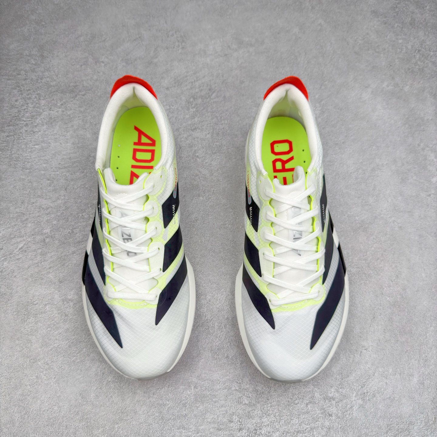 图片[2]-AD Adizero Adios 9 M 阿迪超轻透气缓震跑鞋 IF9419 马牌橡胶大底+超临界爆米花中底+尼龙抗扭片 此款是ADIOS系列最轻的鞋 41 单只170克 整体外观造型与adiZero Adios Pro EVO 1非常相似 中底配置方面搭载全掌Lightstrike Pro 鞋面采用透气网面示人 契合日常训练鞋的定位 更加耐用 外底给到了马牌橡胶 及上代竞速旗舰adidas Adizero Adios Pro 3区域分布 尺码：36 36.5 37 38 38.5 39 40 40.5 41 42 42.5 43 44 44.5 45-选品中心