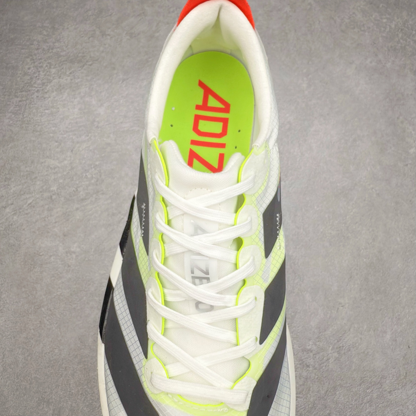 图片[5]-AD Adizero Adios 9 M 阿迪超轻透气缓震跑鞋 IF9419 马牌橡胶大底+超临界爆米花中底+尼龙抗扭片 此款是ADIOS系列最轻的鞋 41 单只170克 整体外观造型与adiZero Adios Pro EVO 1非常相似 中底配置方面搭载全掌Lightstrike Pro 鞋面采用透气网面示人 契合日常训练鞋的定位 更加耐用 外底给到了马牌橡胶 及上代竞速旗舰adidas Adizero Adios Pro 3区域分布 尺码：36 36.5 37 38 38.5 39 40 40.5 41 42 42.5 43 44 44.5 45-选品中心