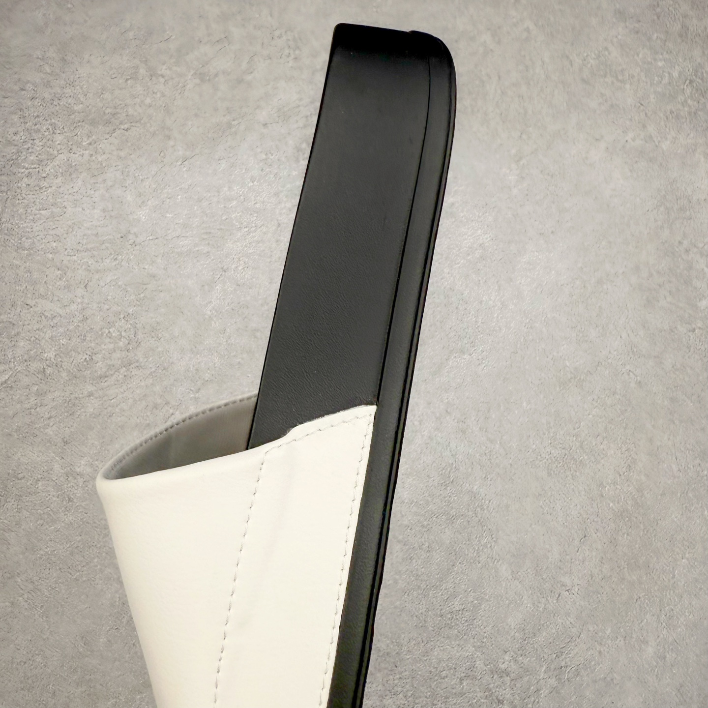 图片[7]-迪桑特DESCENTE ICING Nars 舒适 防滑防磨一字拖鞋 男女同款 黑色 尺码：36/45-选品中心