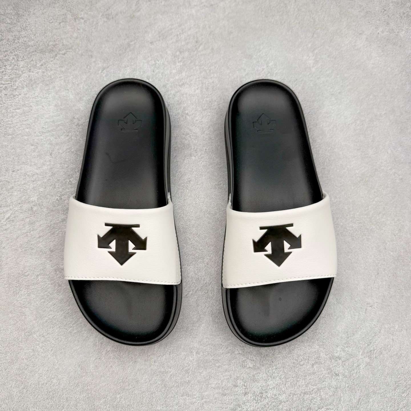 图片[2]-迪桑特DESCENTE ICING Nars 舒适 防滑防磨一字拖鞋 男女同款 黑色 尺码：36/45-选品中心