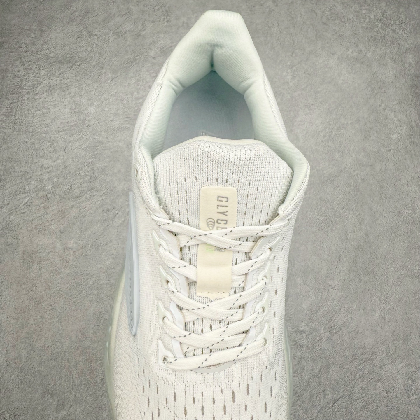 图片[5]-Brooks布鲁克斯 Ghost Max 2 运动舒适防滑耐磨低帮跑步鞋 实拍调校N版已经零色差零失真 百分百还原实物色彩所见即所得 不存在货不对板色差等低级问题 选购参考实物拍摄 不混卖不参货 只用心做好货严格选品 承诺混一赔十 尺码：36 36.5 37.5 38 38.5 39 40 40.5 41 42 42.5 43 44 44.5 45-选品中心