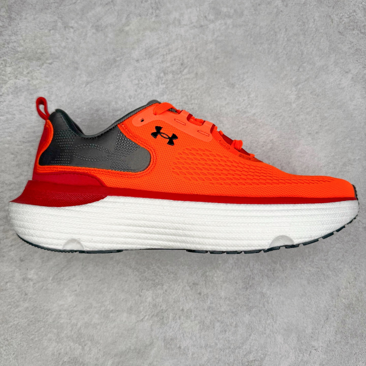 图片[11]-Under Armour Infinite Elite 2 安德玛舒适防滑耐磨低帮越野短跑跑步鞋 Under Armour成立于1996年，创办者是前马里兰橄榄球明星KevinPlank。在美国，提到Under Armour，必然会想起高端和专业的运动装备，Under Armour 逐渐成为“专业”的代名词。Under Armour在专业运动装备领域达到了一定高度，可以说是专业运动装备的优选。实拍调校N版已经零色差零失真 百分百还原实物色彩所见即所得 不存在货不对板色差等低级问题 选购参考实物拍摄 不混卖不参货 只用心做好货严格选品 承诺混一赔十 尺码：36 36.5 37.5 38 38.5 39 40 40.5 41 42 42.5 43 44 44.5 45-选品中心