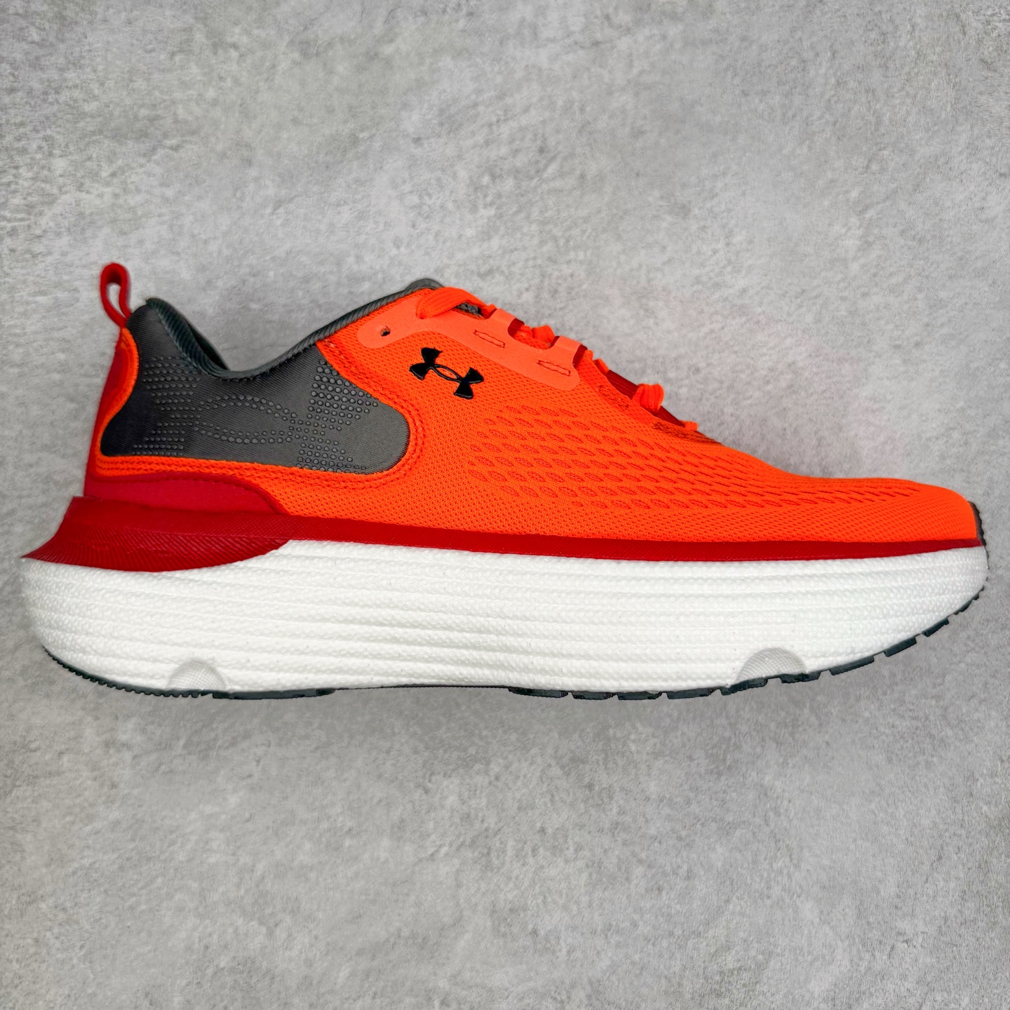 图片[13]-Under Armour Infinite Elite 2 安德玛舒适防滑耐磨低帮越野短跑跑步鞋 Under Armour成立于1996年，创办者是前马里兰橄榄球明星KevinPlank。在美国，提到Under Armour，必然会想起高端和专业的运动装备，Under Armour 逐渐成为“专业”的代名词。Under Armour在专业运动装备领域达到了一定高度，可以说是专业运动装备的优选。实拍调校N版已经零色差零失真 百分百还原实物色彩所见即所得 不存在货不对板色差等低级问题 选购参考实物拍摄 不混卖不参货 只用心做好货严格选品 承诺混一赔十 尺码：36 36.5 37.5 38 38.5 39 40 40.5 41 42 42.5 43 44 44.5 45-选品中心