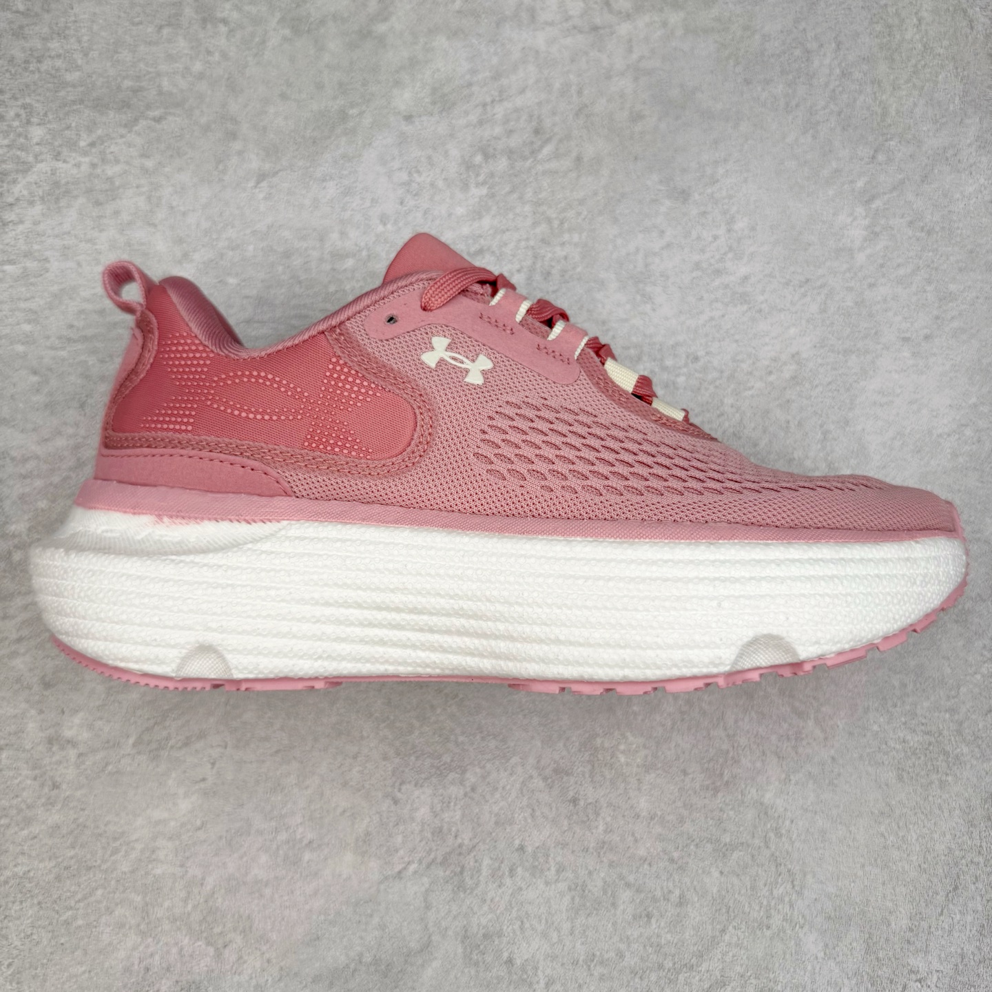 图片[6]-Under Armour Infinite Elite 2 安德玛舒适防滑耐磨低帮越野短跑跑步鞋 Under Armour成立于1996年，创办者是前马里兰橄榄球明星KevinPlank。在美国，提到Under Armour，必然会想起高端和专业的运动装备，Under Armour 逐渐成为“专业”的代名词。Under Armour在专业运动装备领域达到了一定高度，可以说是专业运动装备的优选。实拍调校N版已经零色差零失真 百分百还原实物色彩所见即所得 不存在货不对板色差等低级问题 选购参考实物拍摄 不混卖不参货 只用心做好货严格选品 承诺混一赔十 尺码：36 36.5 37.5 38 38.5 39 40 40.5 41 42 42.5 43 44 44.5 45-选品中心